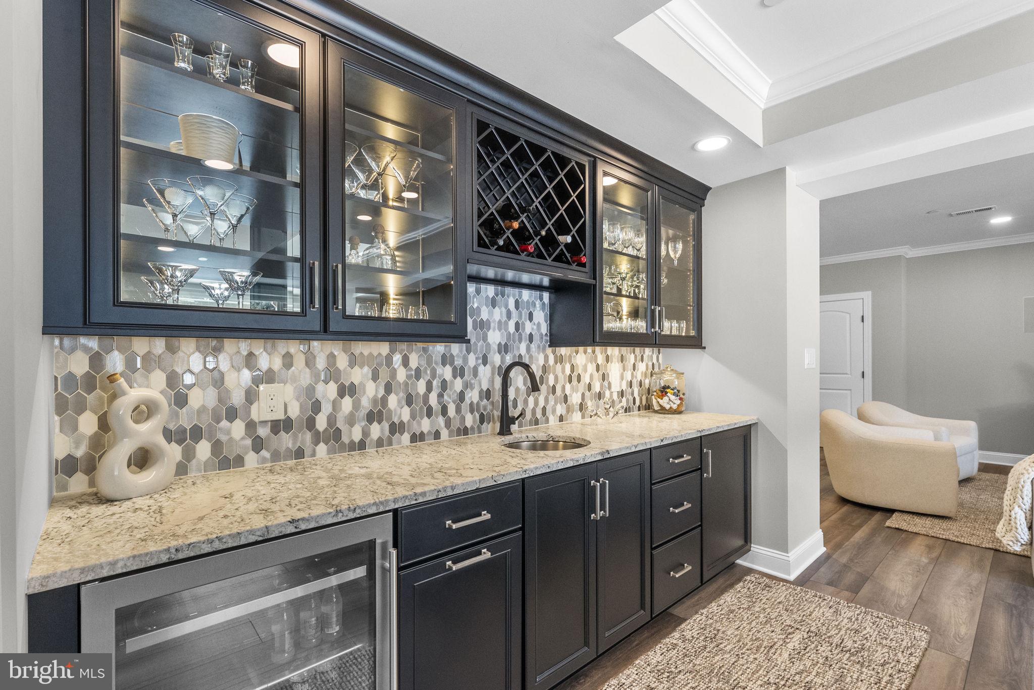 WALDEN SQUARE - Residential