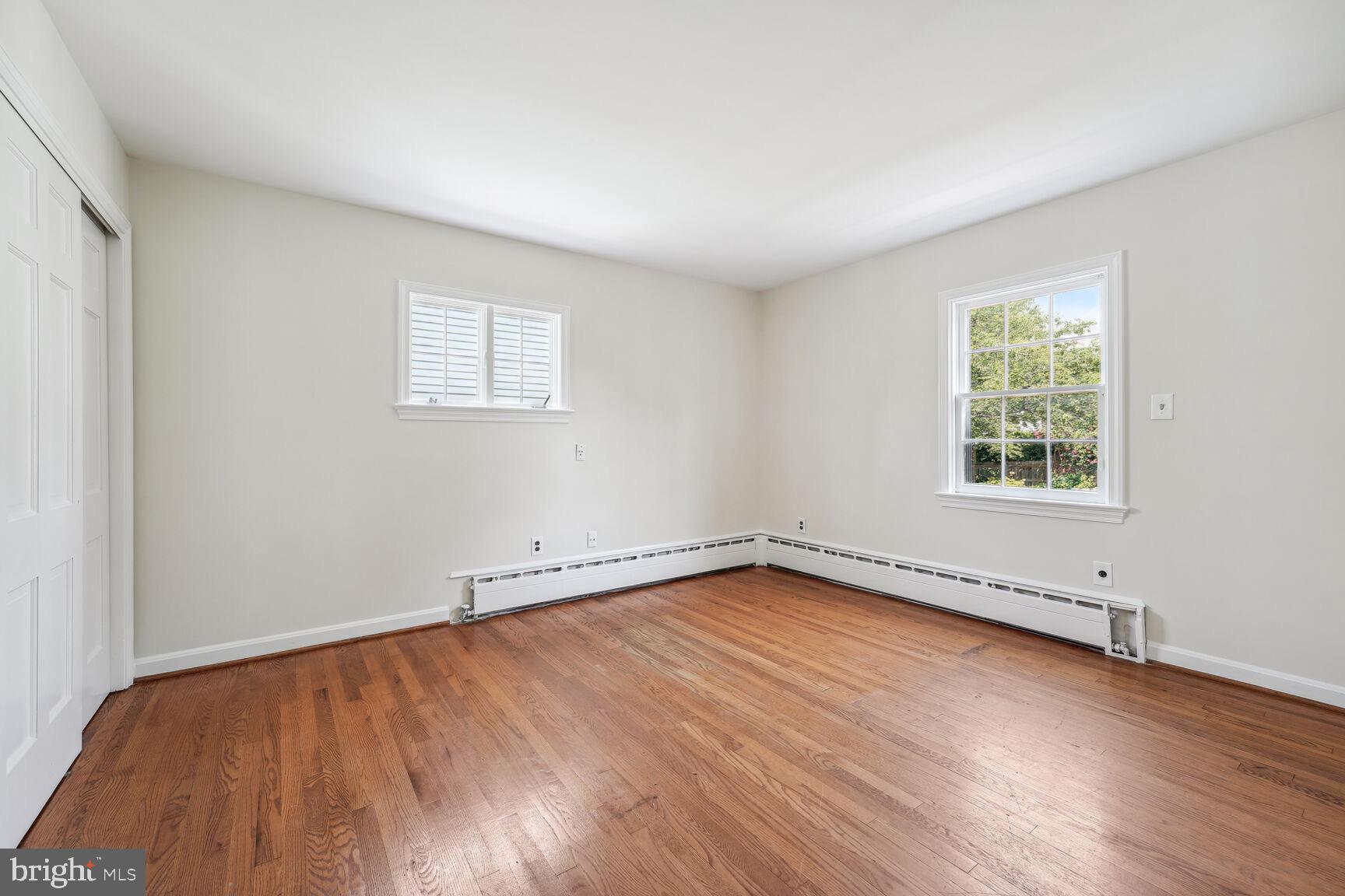 OLD TOWN ALEXANDRIA - Residential