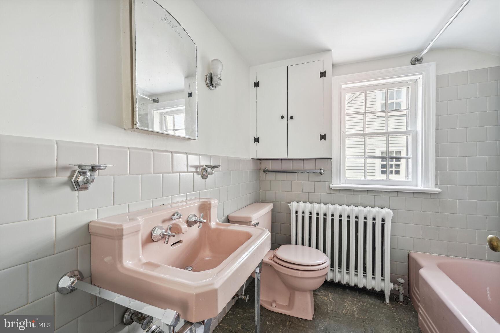 OLD TOWN ALEXANDRIA - Residential