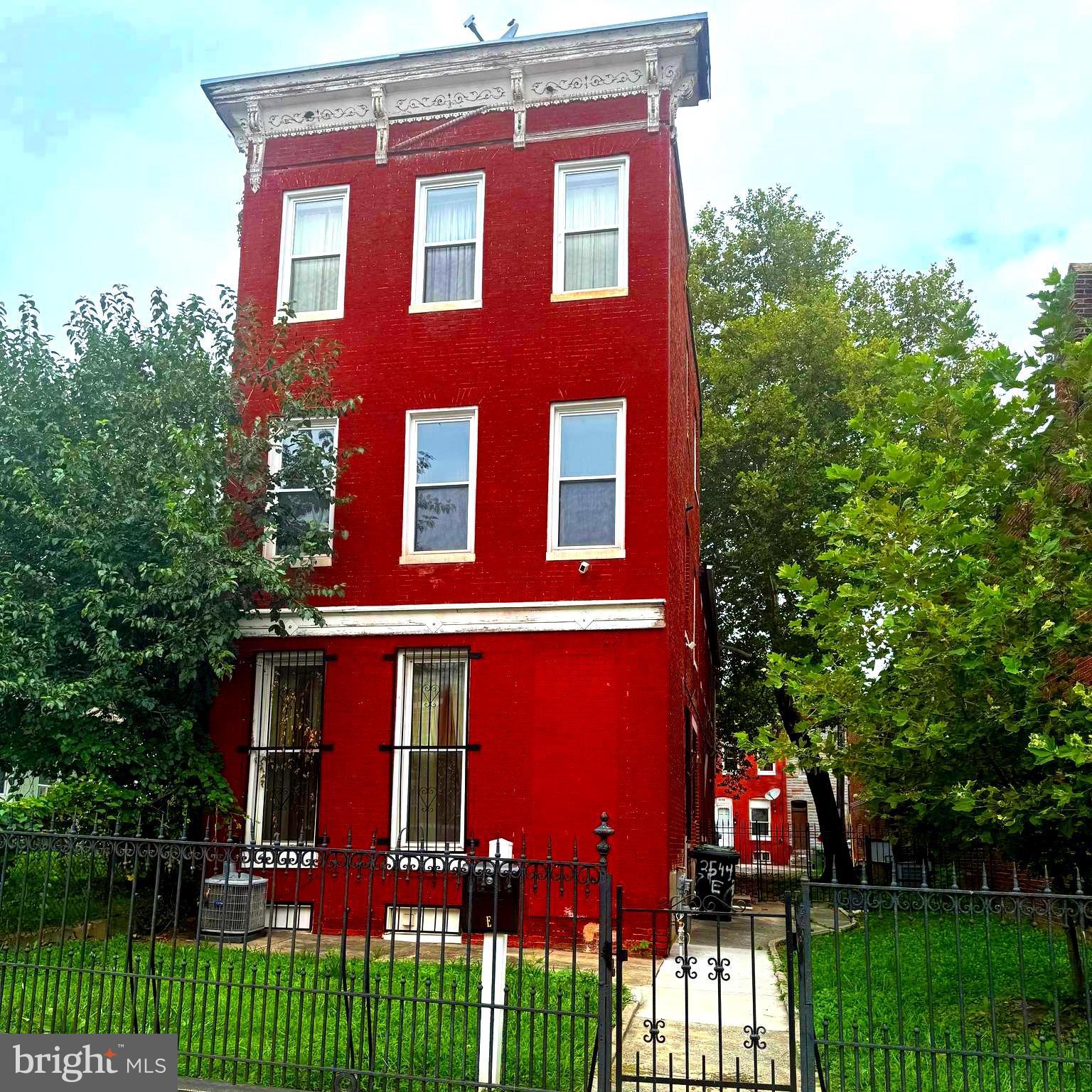 Investor Alert! Don’t miss this opportunity to rehab and customize Unit F in a two-unit rowhome at 2544 W Lombard St, Baltimore, MD 21223. This spacious property is ready for your vision and updates. Located close to major downtown attractions including the Inner Harbor, Johns Hopkins, and just minutes from local shopping and dining. Enjoy the convenience of a large off-street parking area in the rear. Perfect for investors or savvy buyers looking to create value in a prime city location!