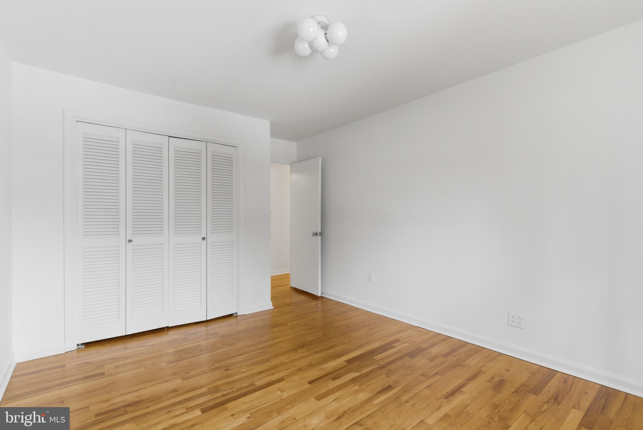 SLEEPY HOLLOW PARK - Residential