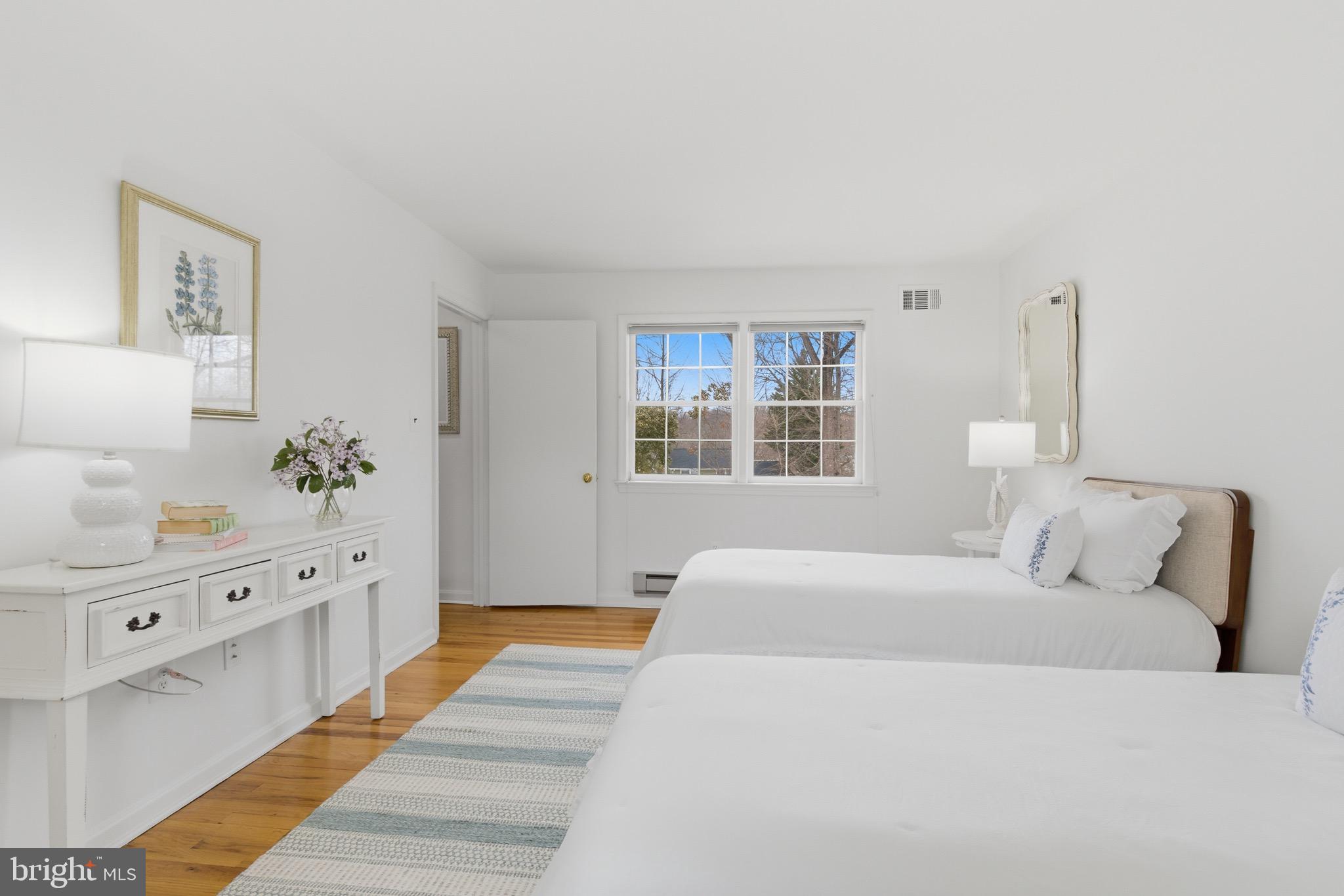 SLEEPY HOLLOW PARK - Residential