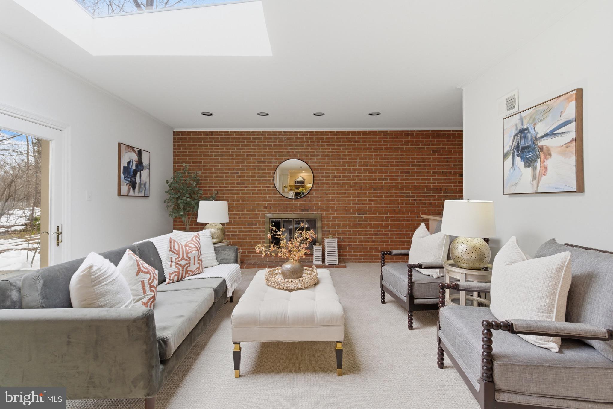 SLEEPY HOLLOW PARK - Residential