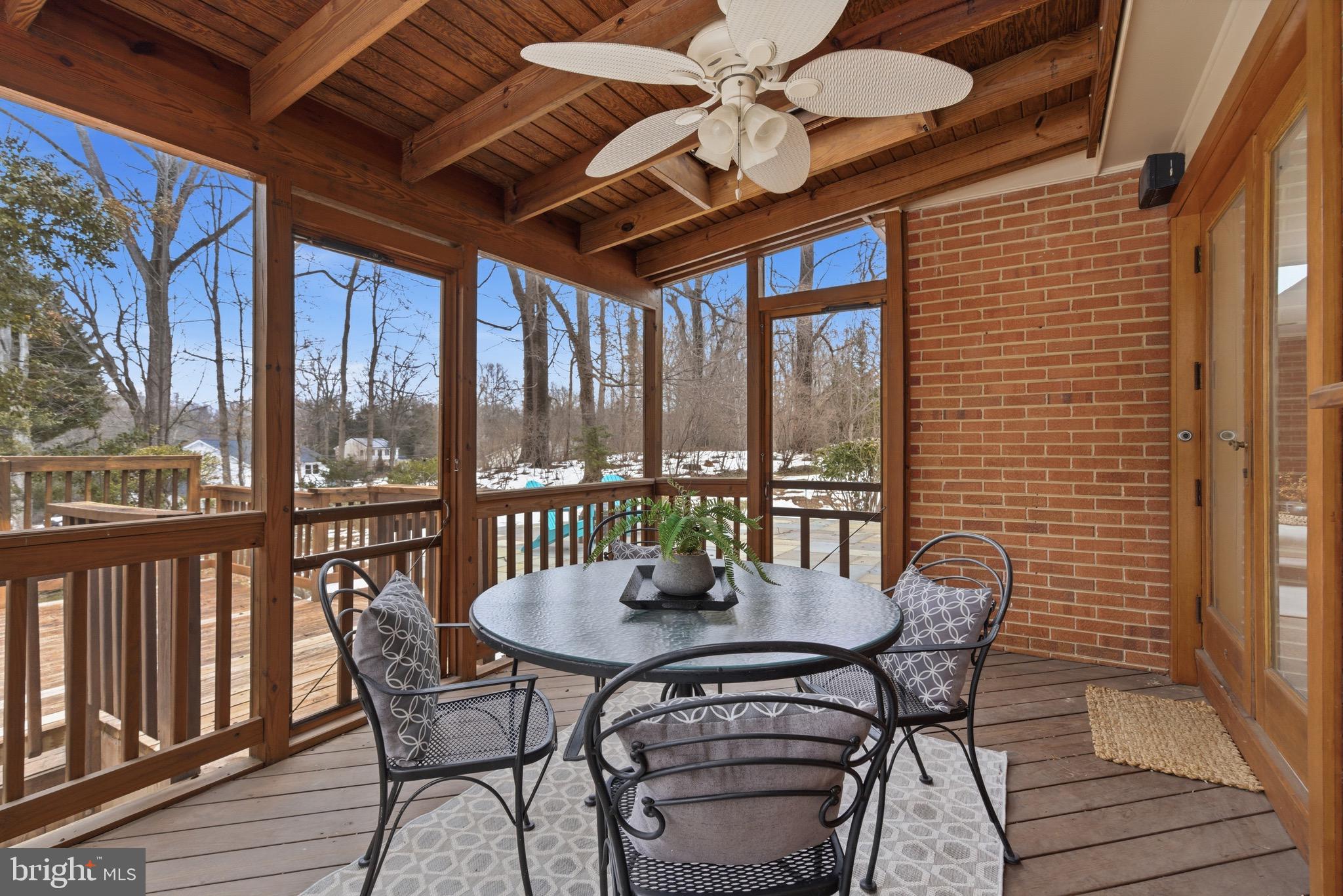 SLEEPY HOLLOW PARK - Residential