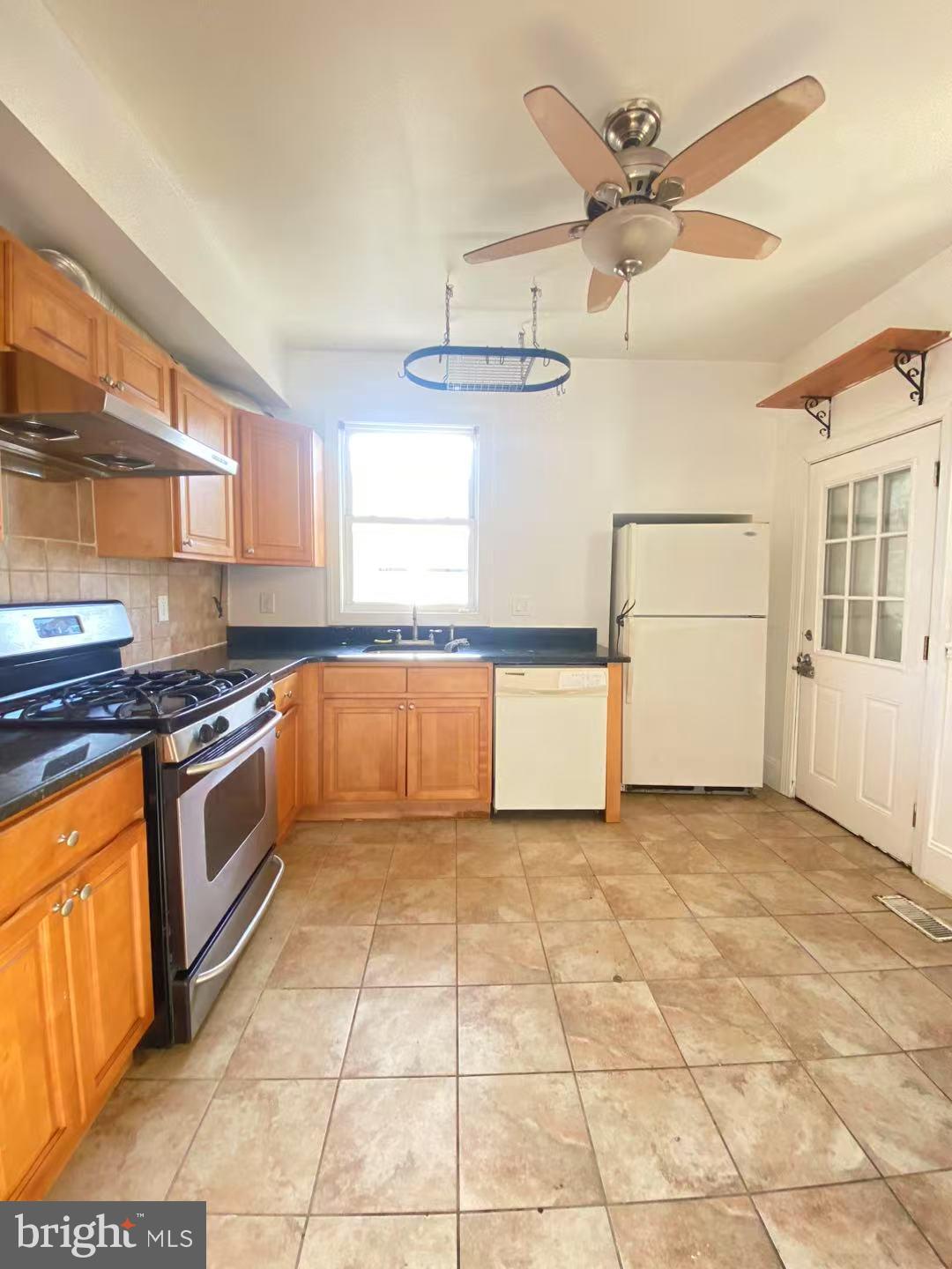 MAYFAIR - Residential