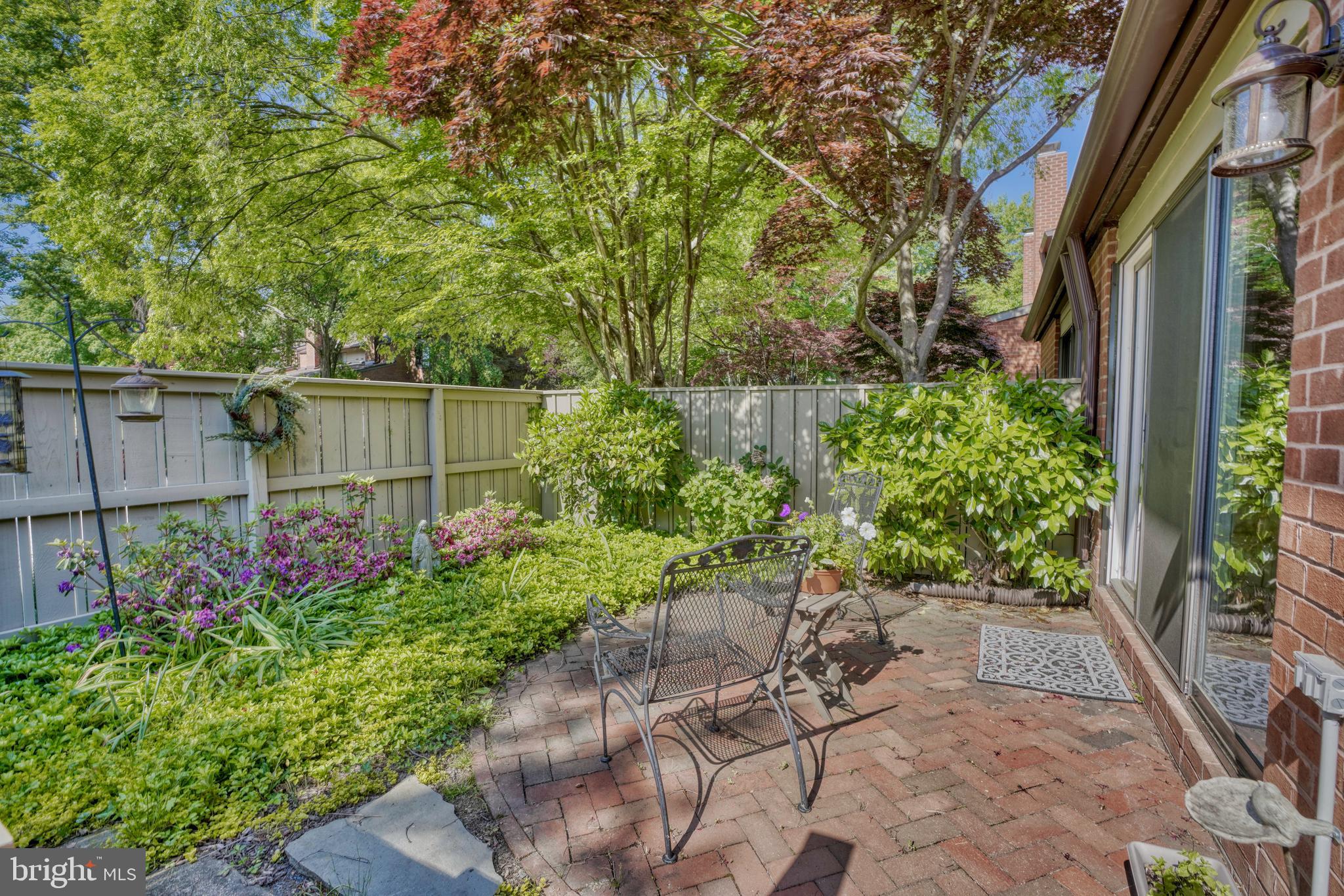 DEERFOX - Residential