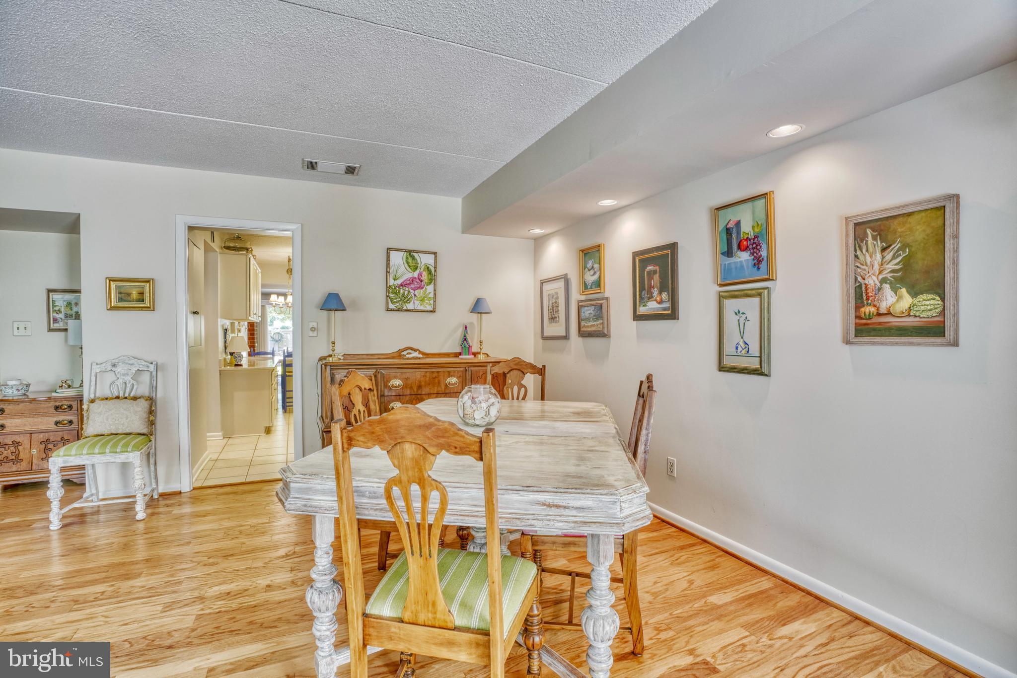 DEERFOX - Residential