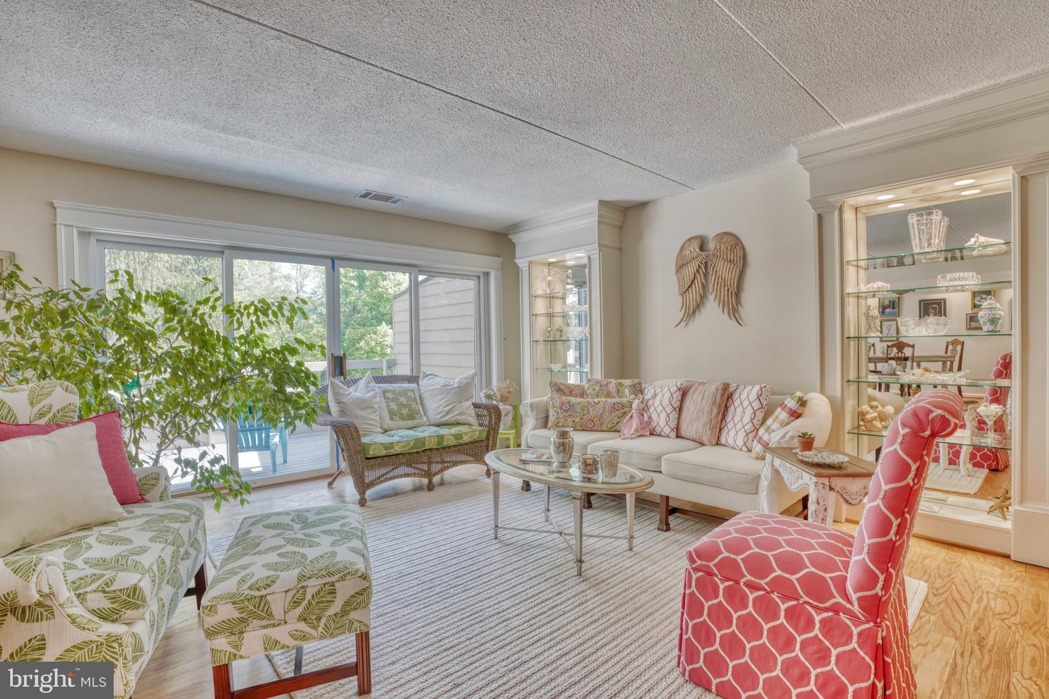 DEERFOX - Residential