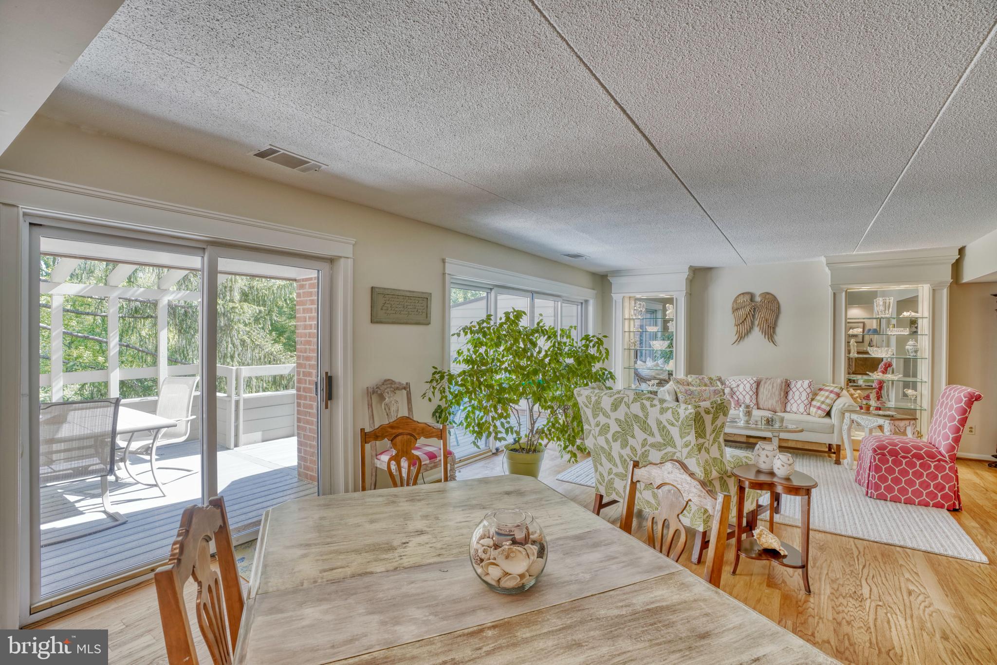 DEERFOX - Residential