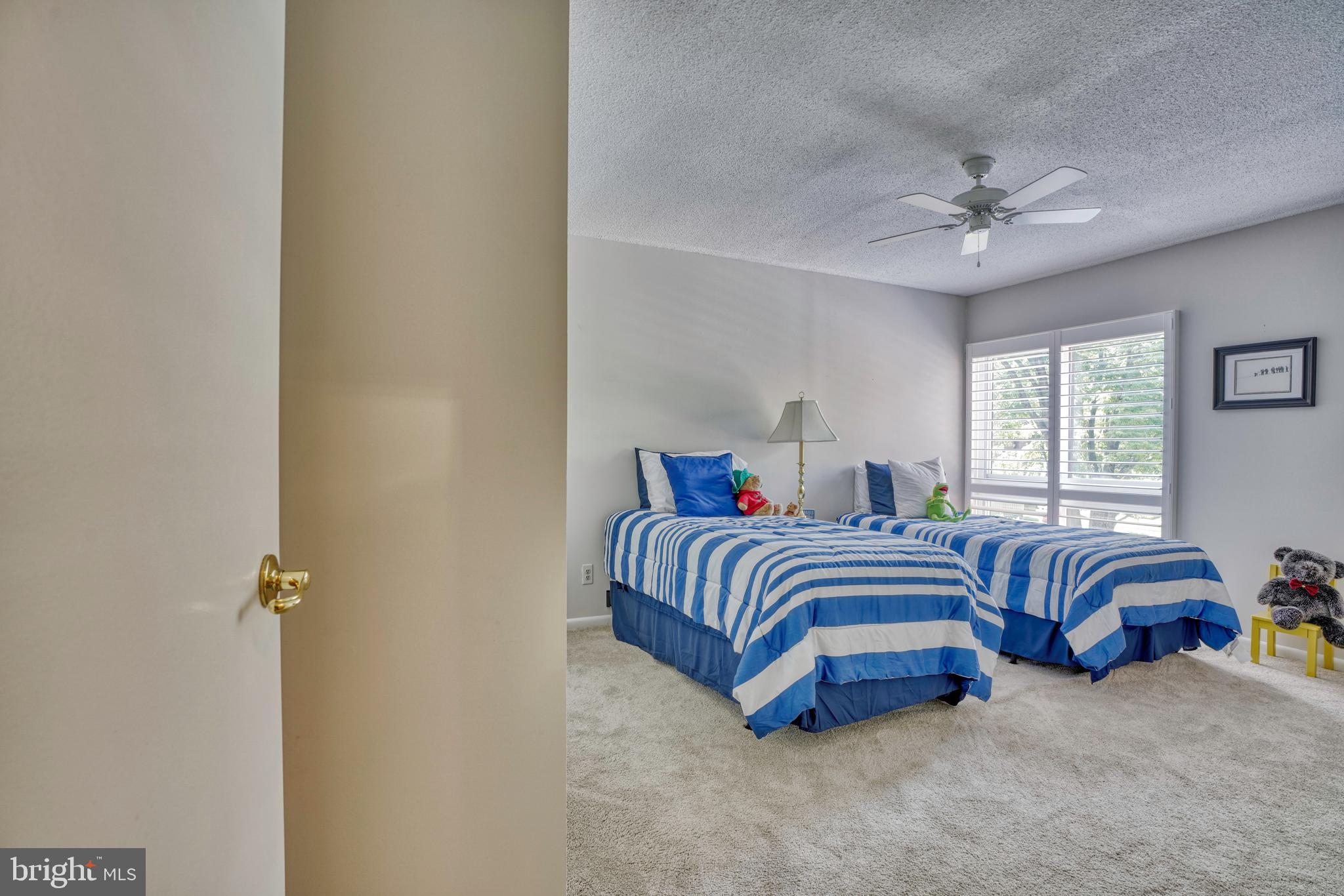 DEERFOX - Residential