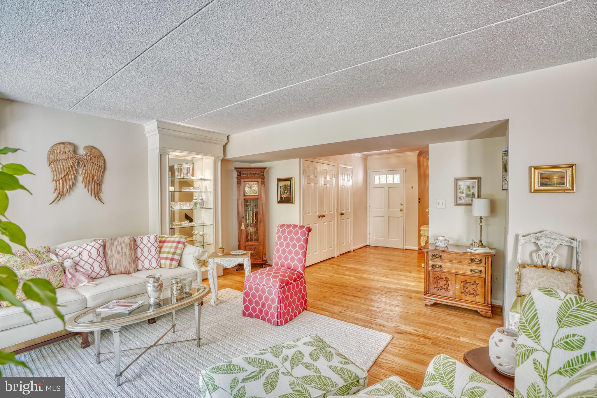 DEERFOX - Residential