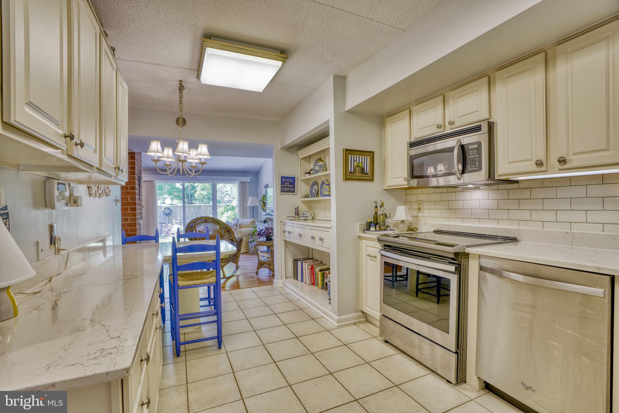 DEERFOX - Residential