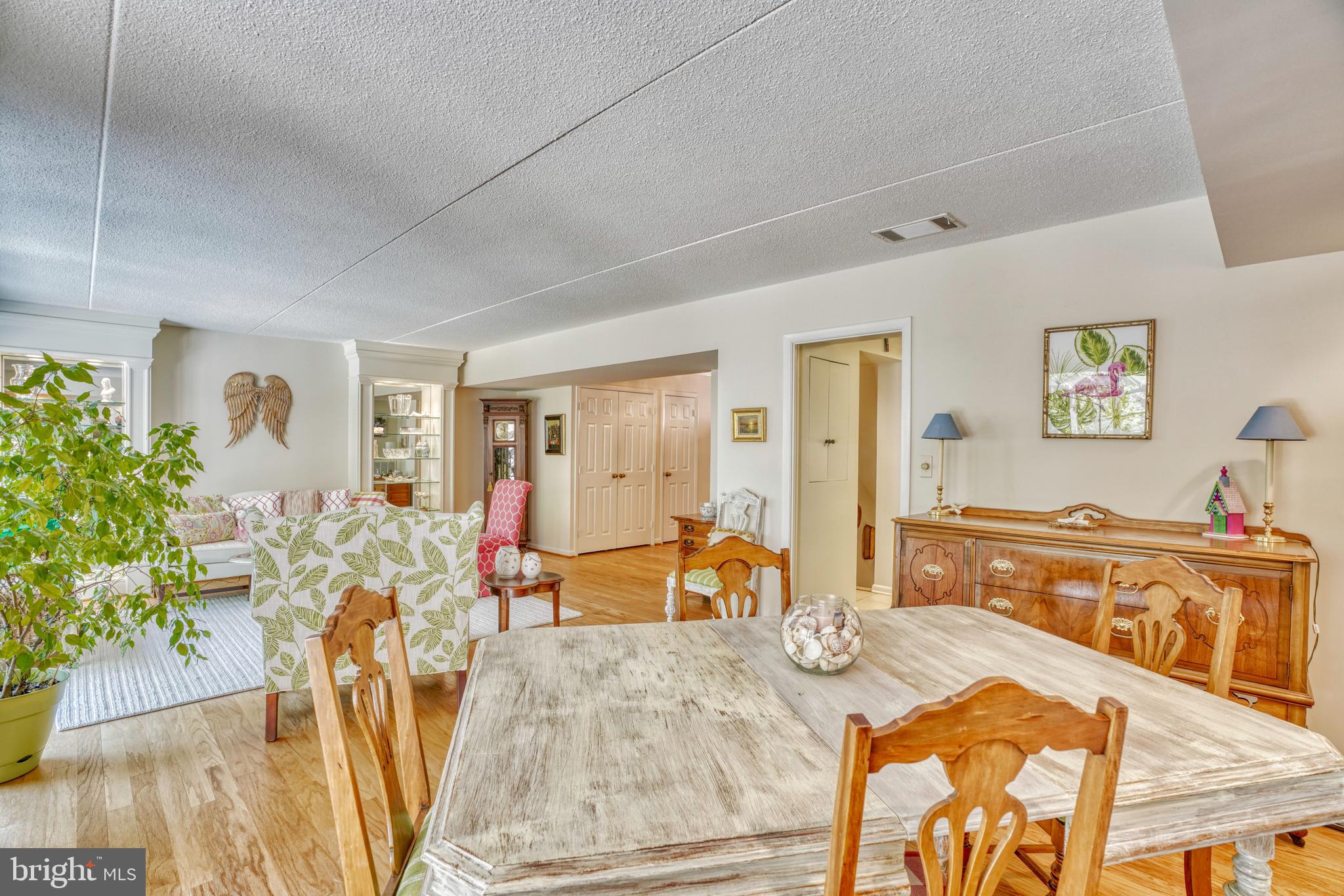 DEERFOX - Residential