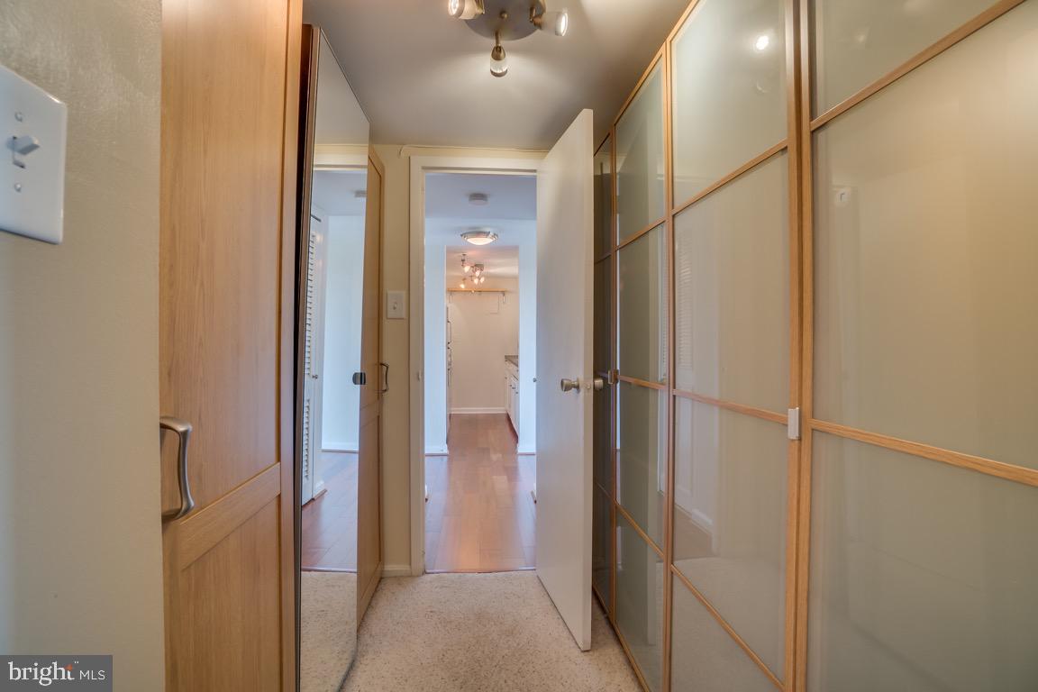 HORIZON HOUSE - Residential Lease