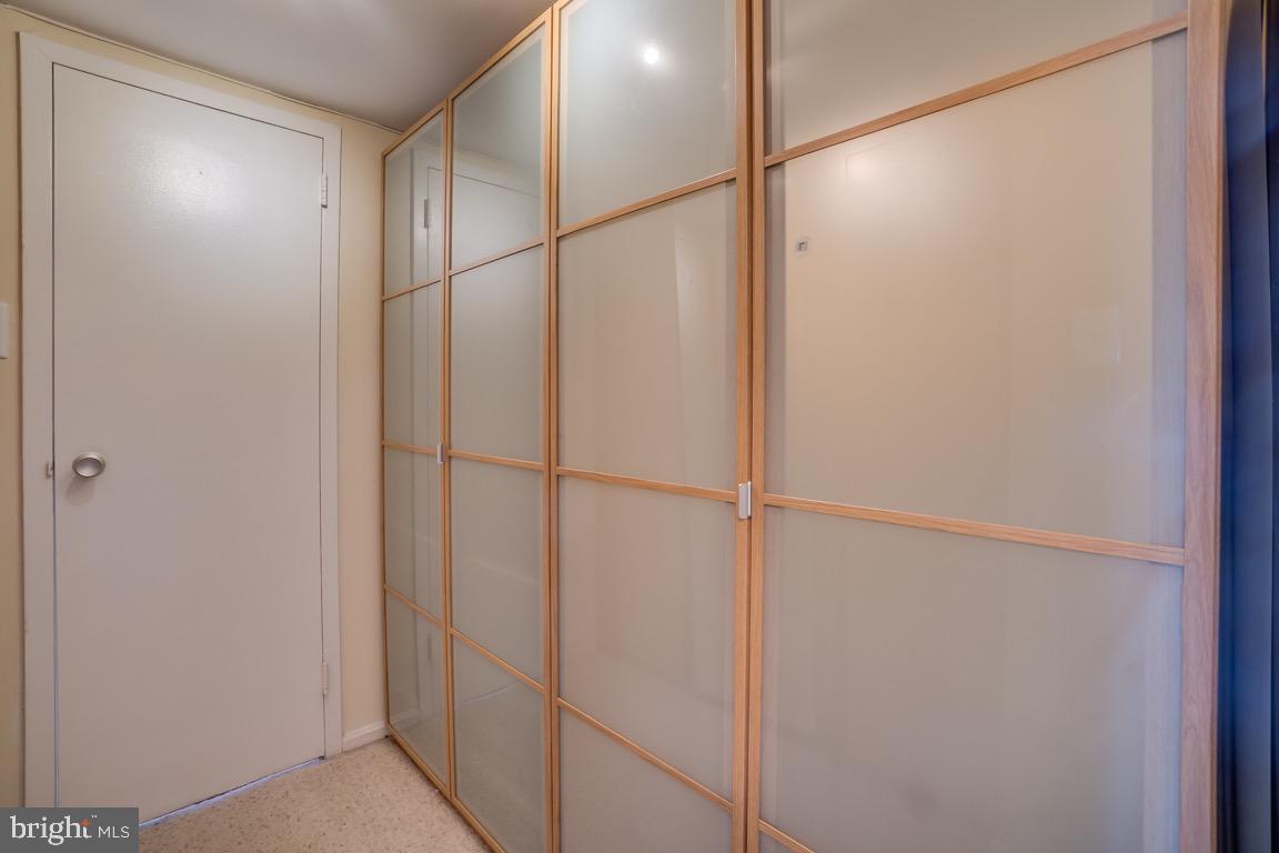 HORIZON HOUSE - Residential Lease