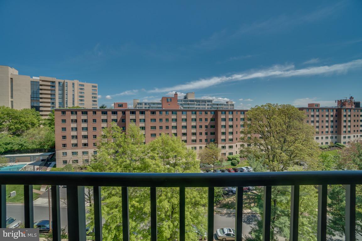 HORIZON HOUSE - Residential Lease