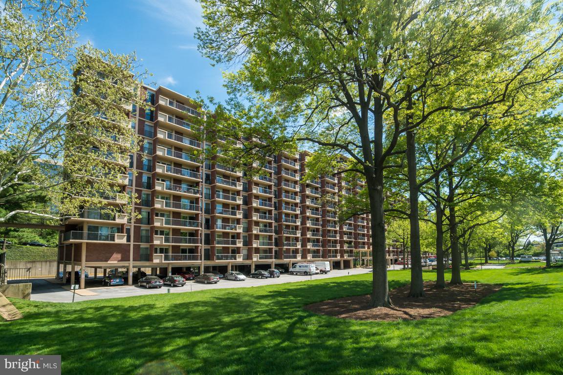 HORIZON HOUSE - Residential Lease