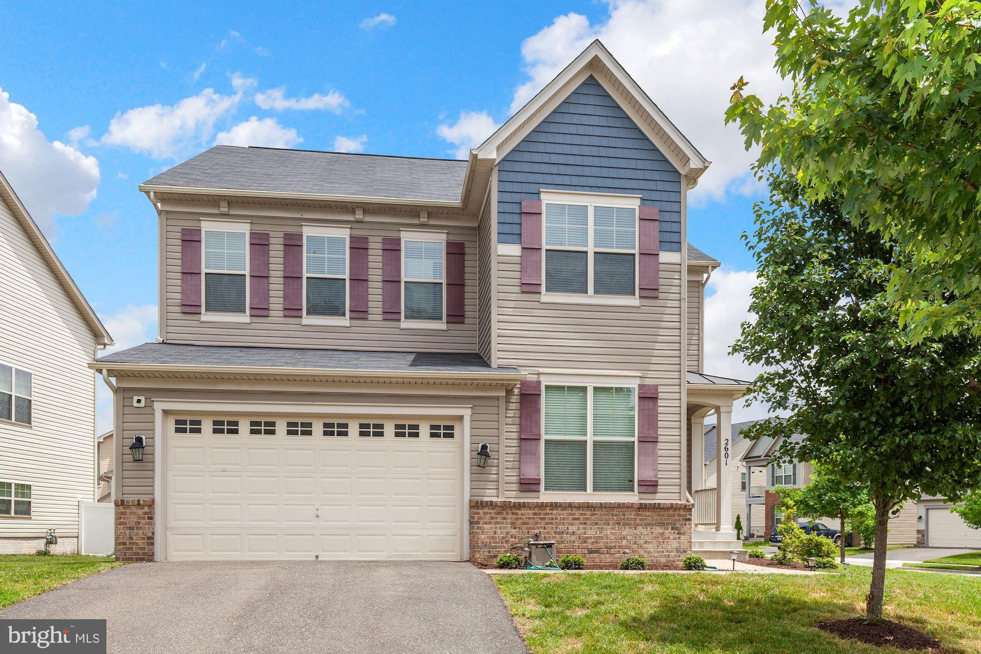 WOODMORE TOWNE CENTRE - Residential