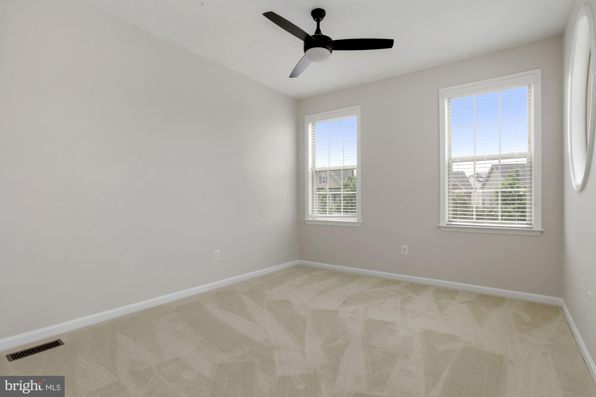 WOODMORE TOWNE CENTRE - Residential