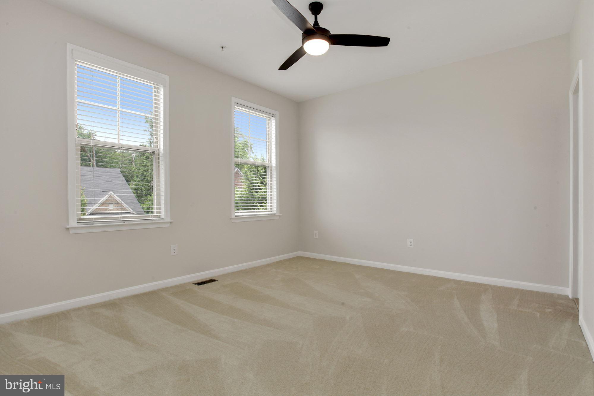 WOODMORE TOWNE CENTRE - Residential