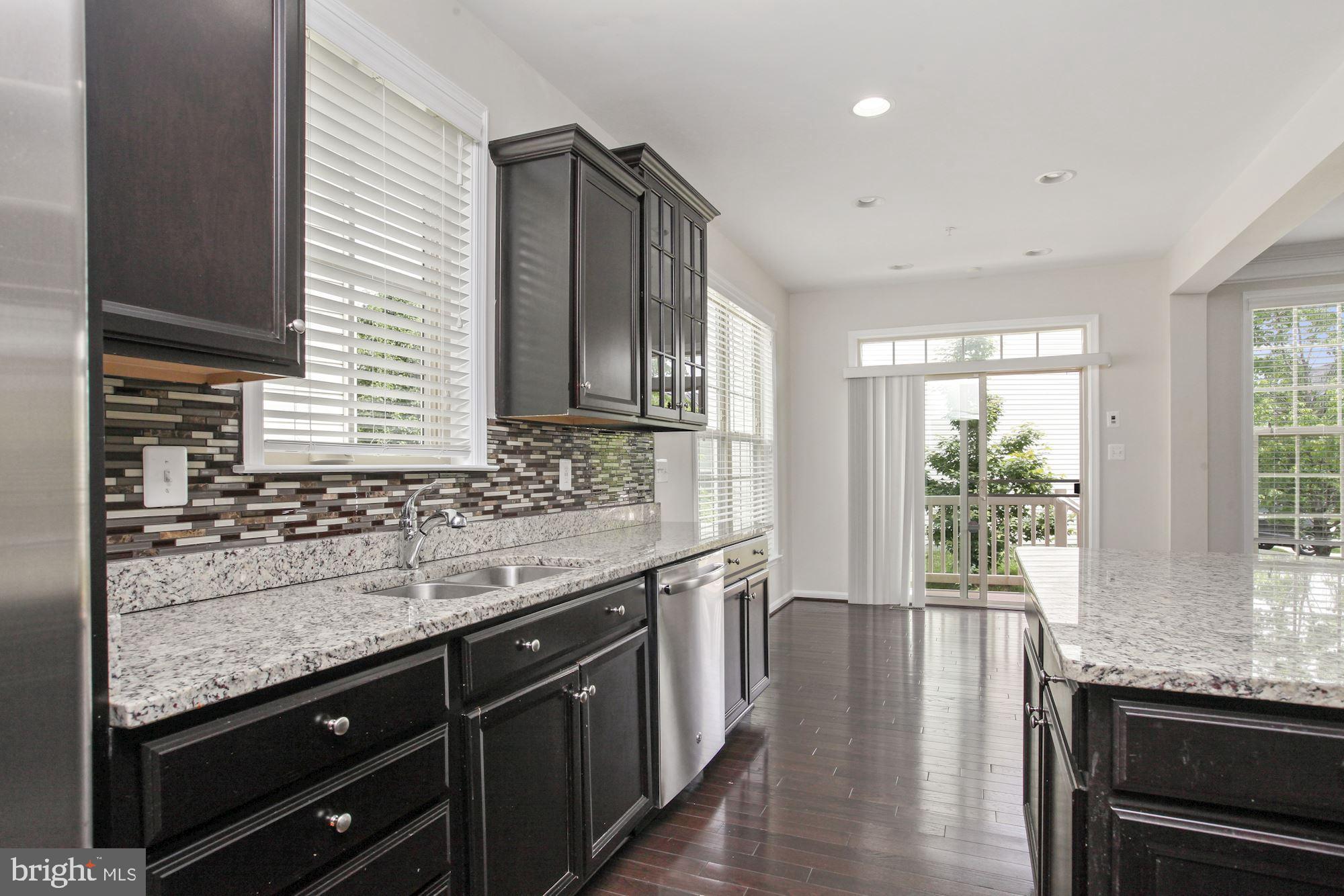 WOODMORE TOWNE CENTRE - Residential