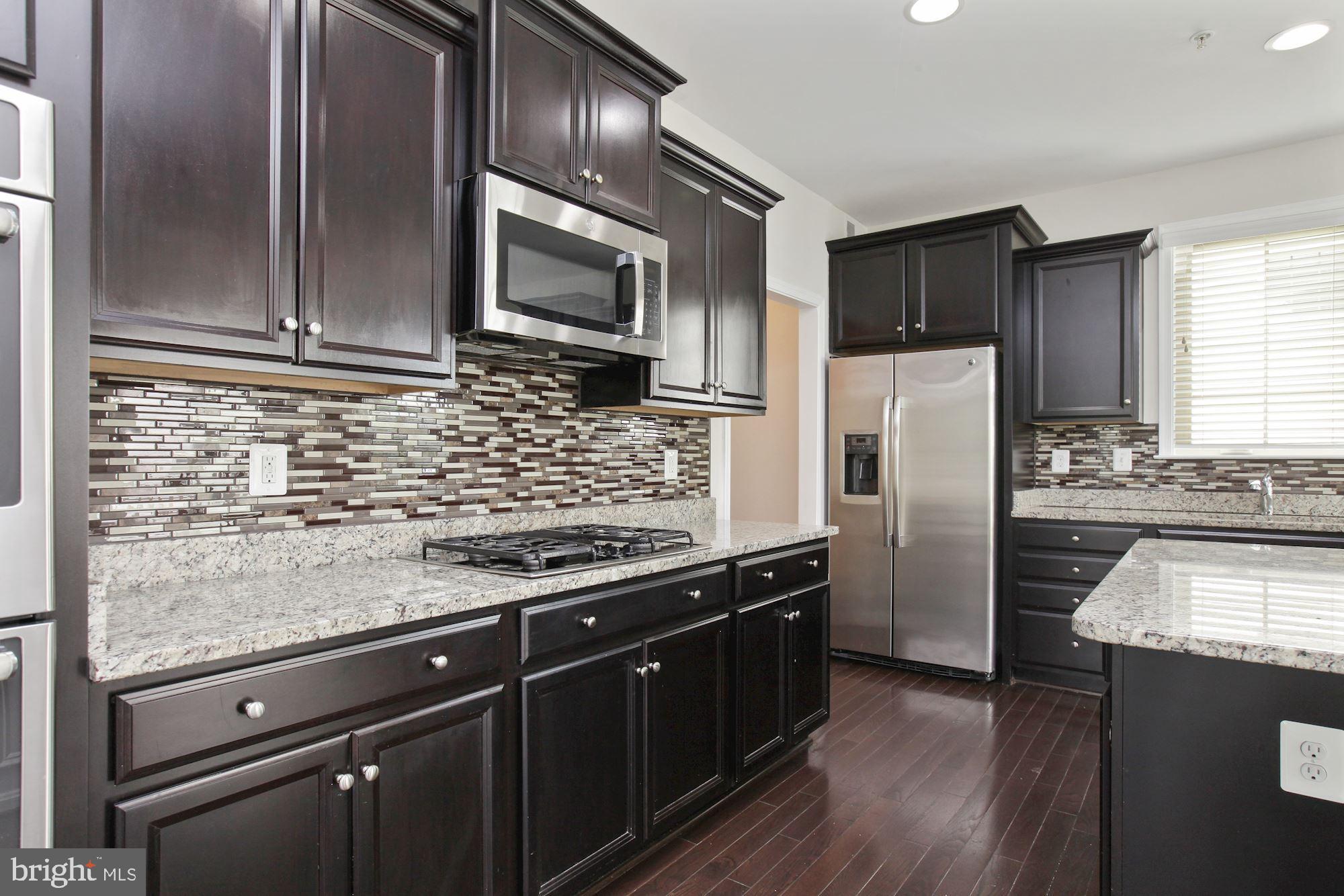 WOODMORE TOWNE CENTRE - Residential