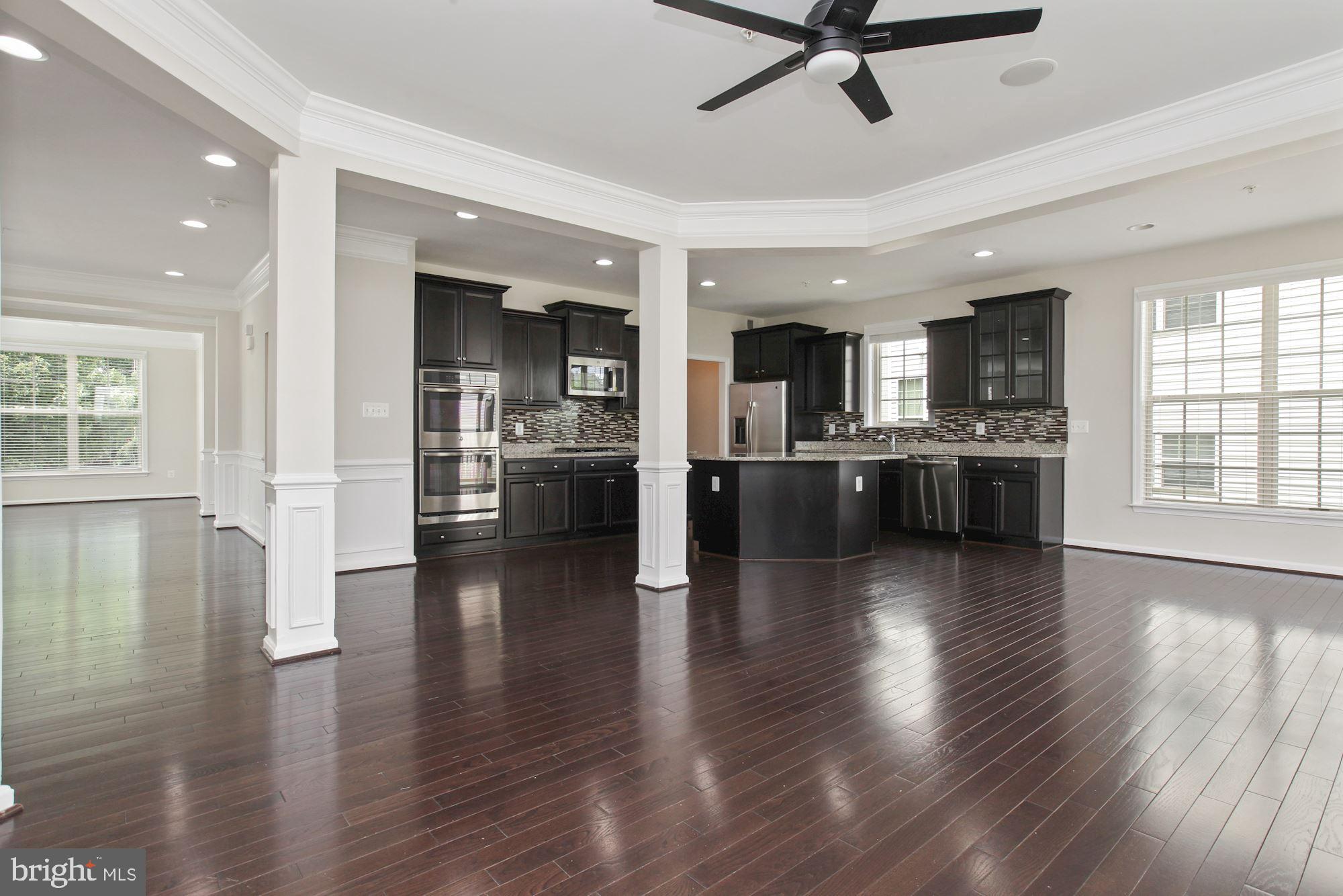 WOODMORE TOWNE CENTRE - Residential