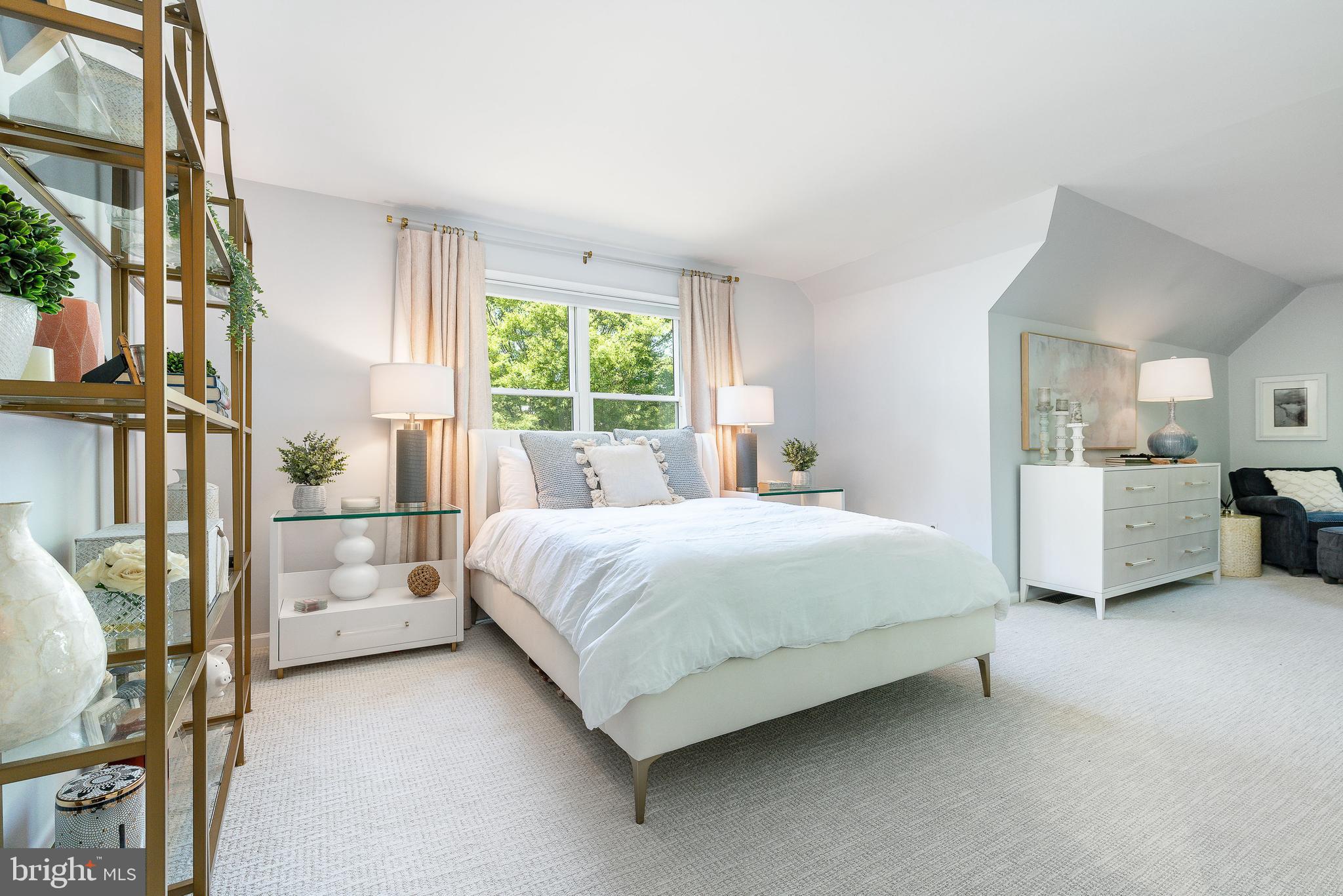 DUBLIN ESTATES - Residential