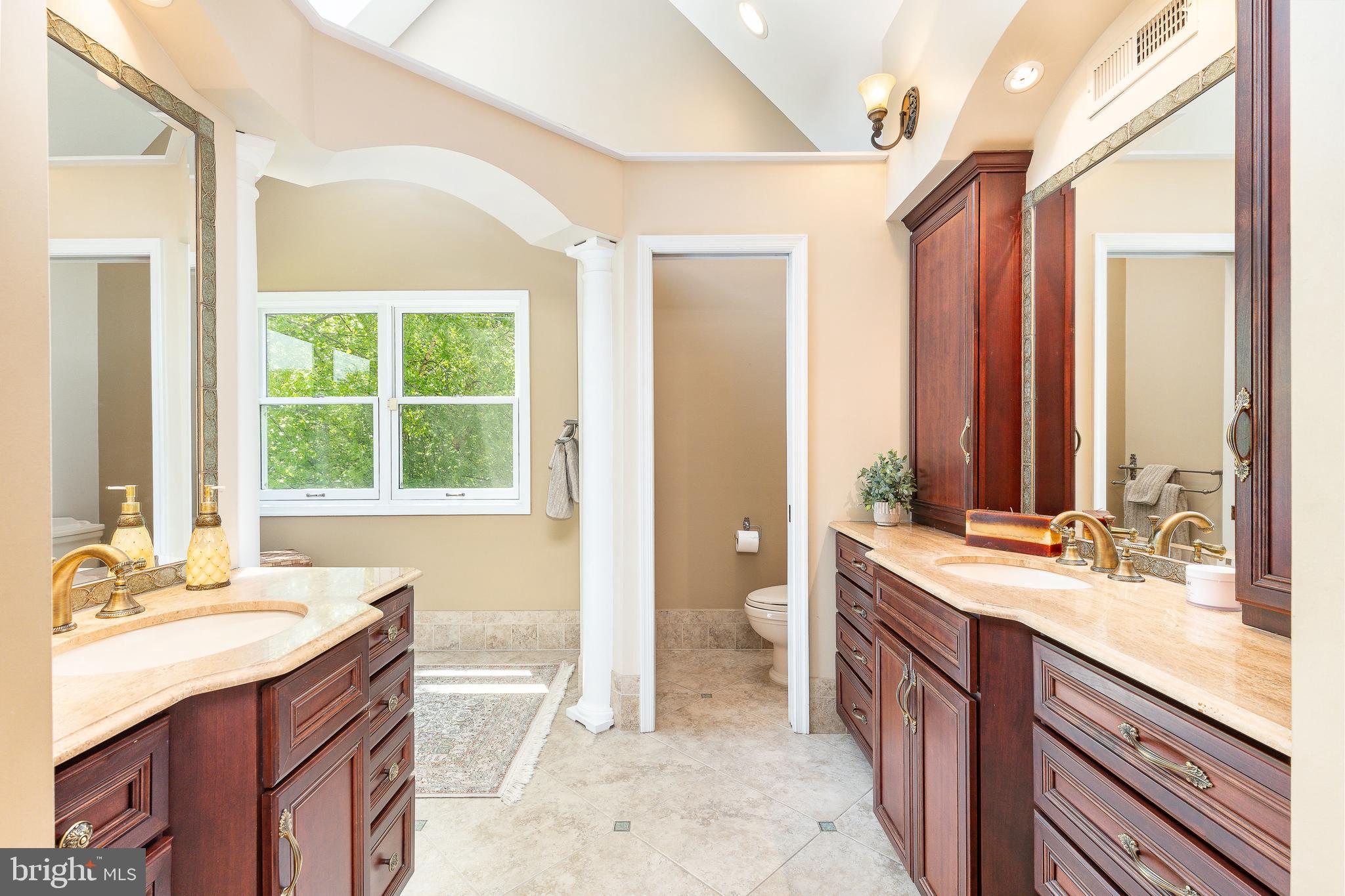 DUBLIN ESTATES - Residential