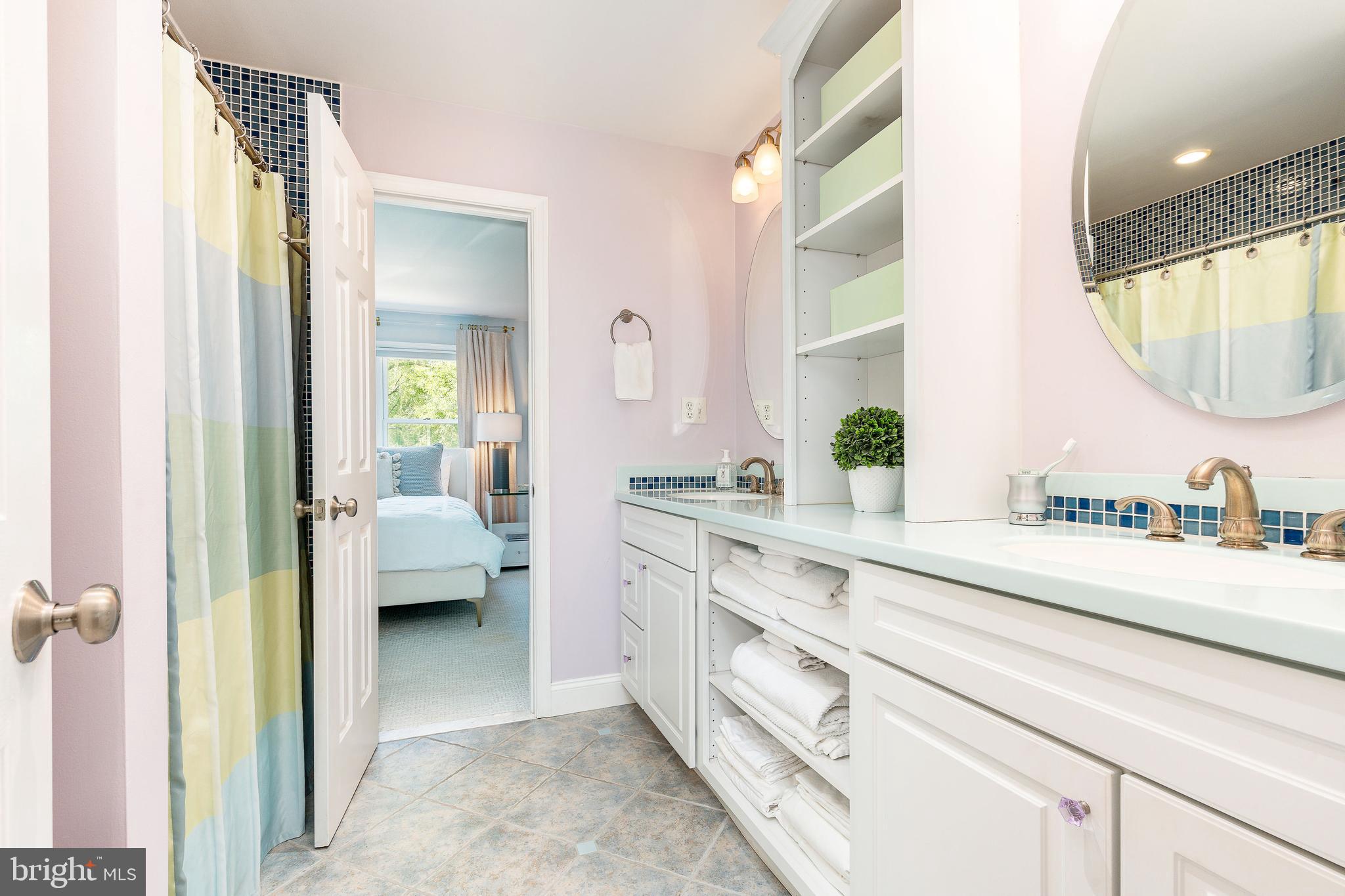 DUBLIN ESTATES - Residential