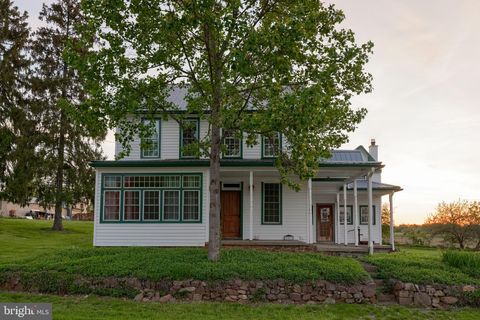 352 BACHMANVILLE ROAD HERSHEY PA 17033