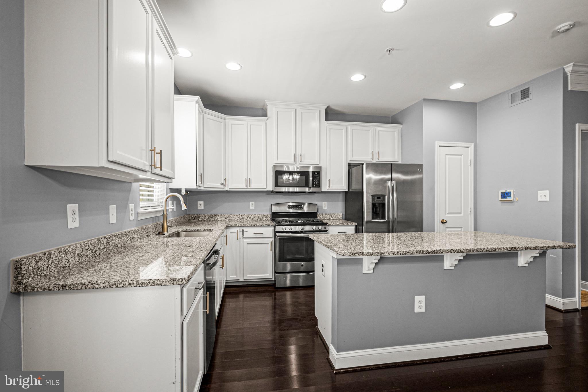 THE ENCLAVE AT ARUNDEL PRESERVE - Residential Lease