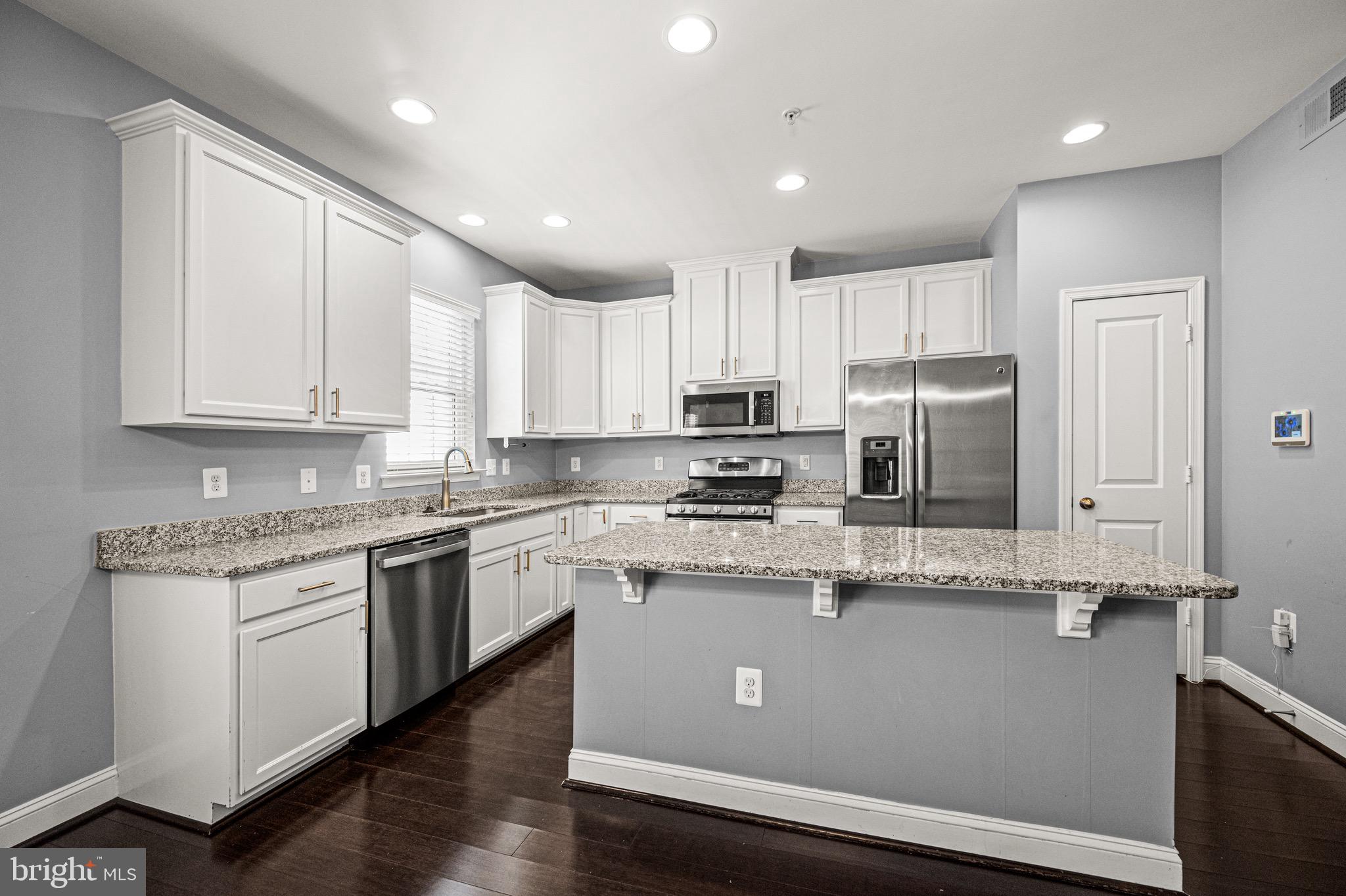 THE ENCLAVE AT ARUNDEL PRESERVE - Residential Lease