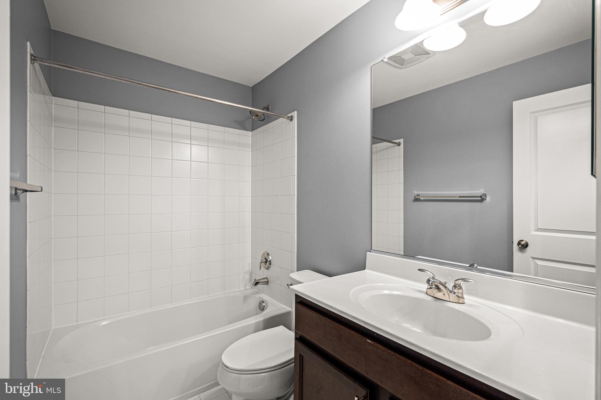 THE ENCLAVE AT ARUNDEL PRESERVE - Residential Lease