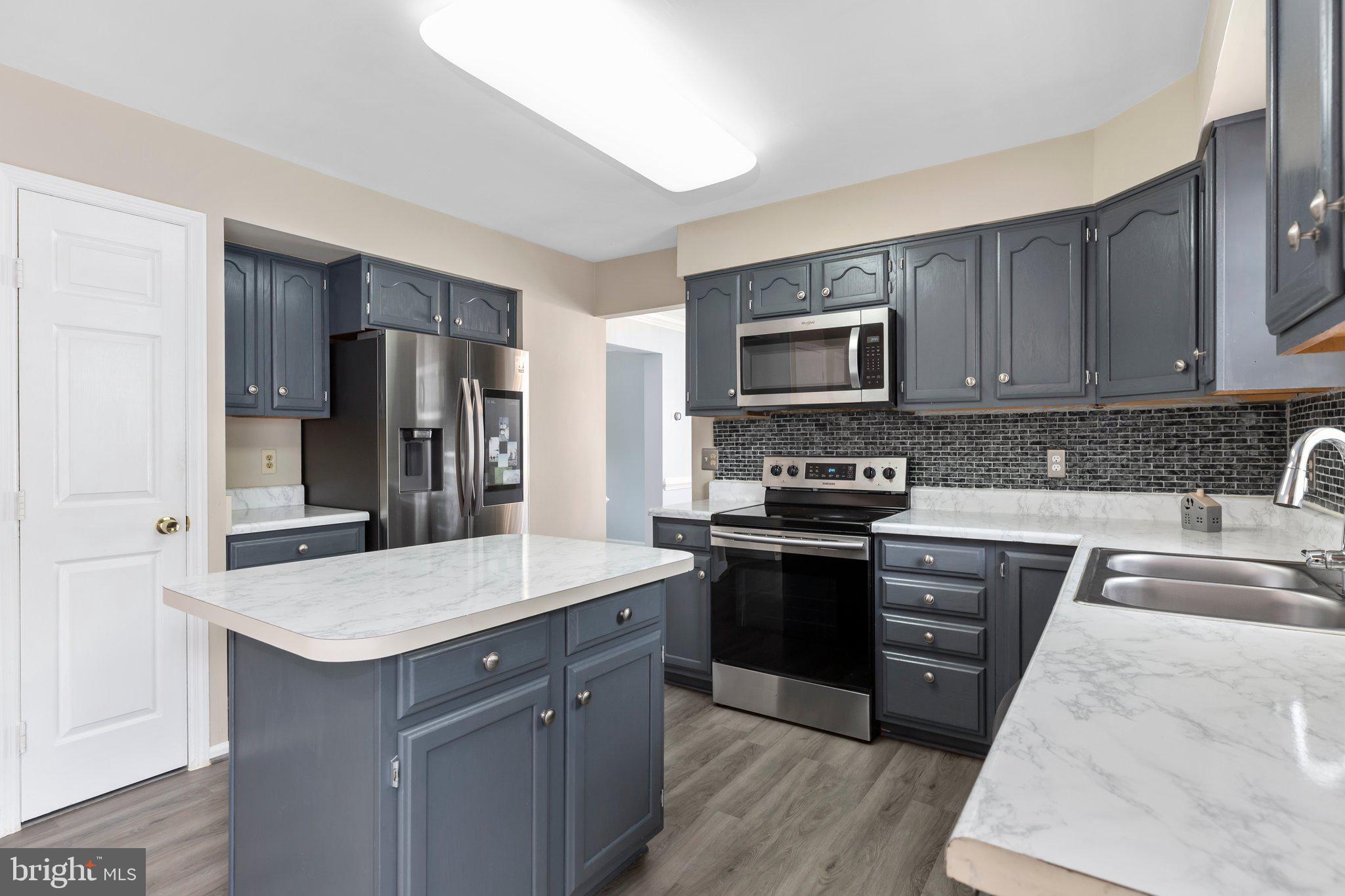 SPRING LAKE FARM - Residential