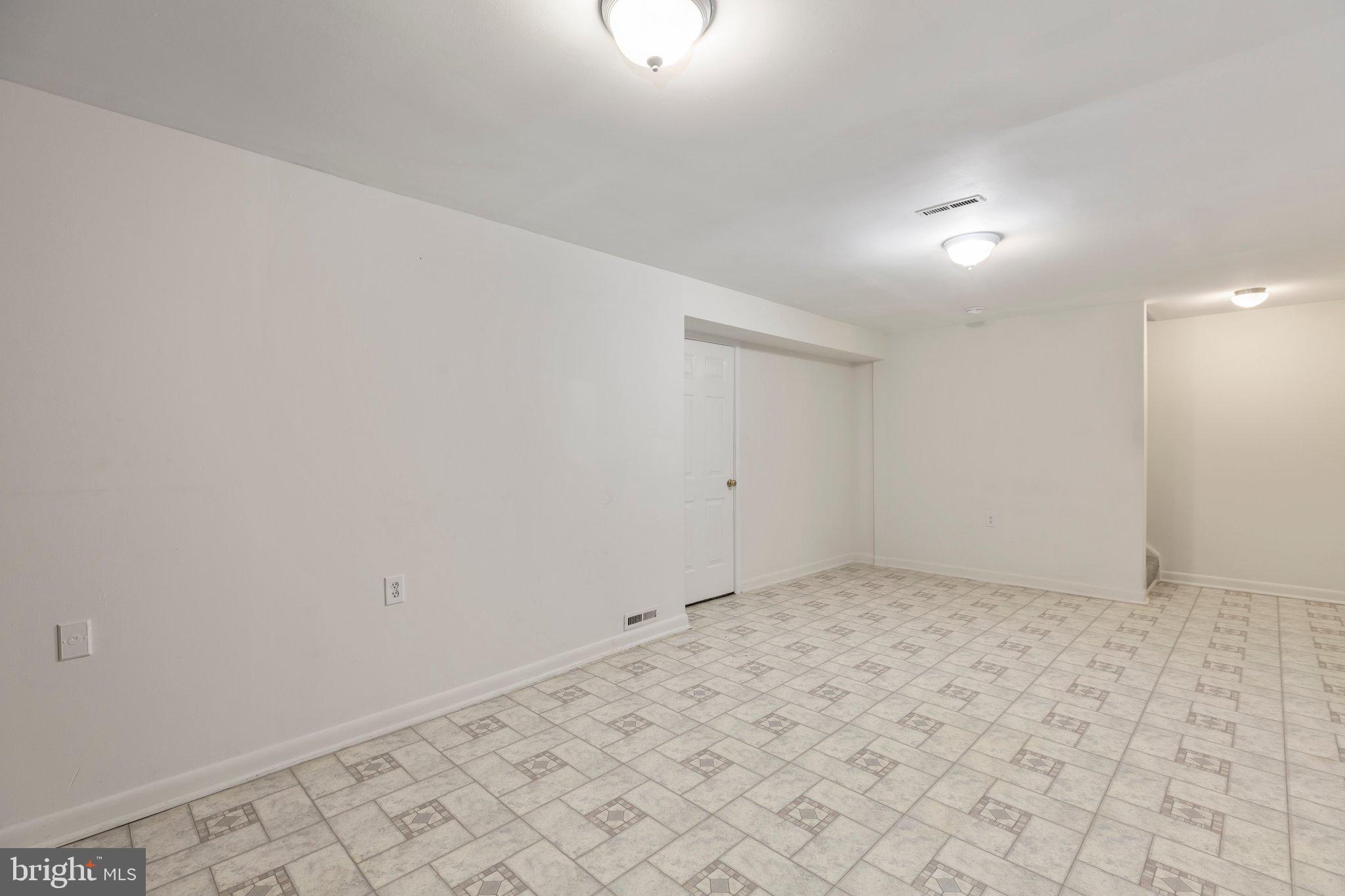 SPRING LAKE FARM - Residential