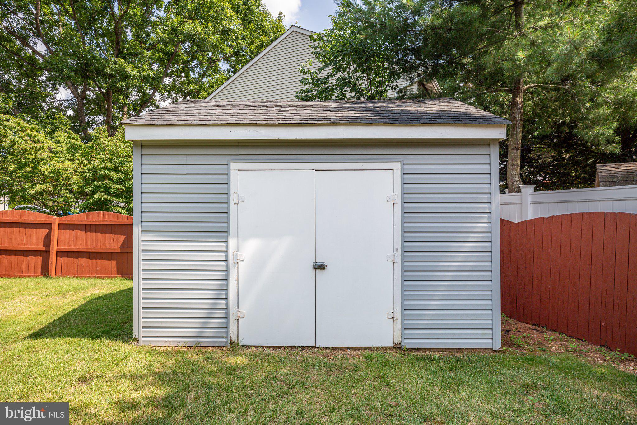 SPRING LAKE FARM - Residential