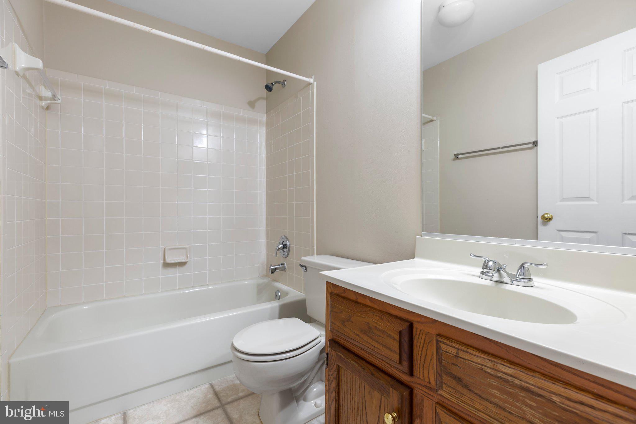 SPRING LAKE FARM - Residential