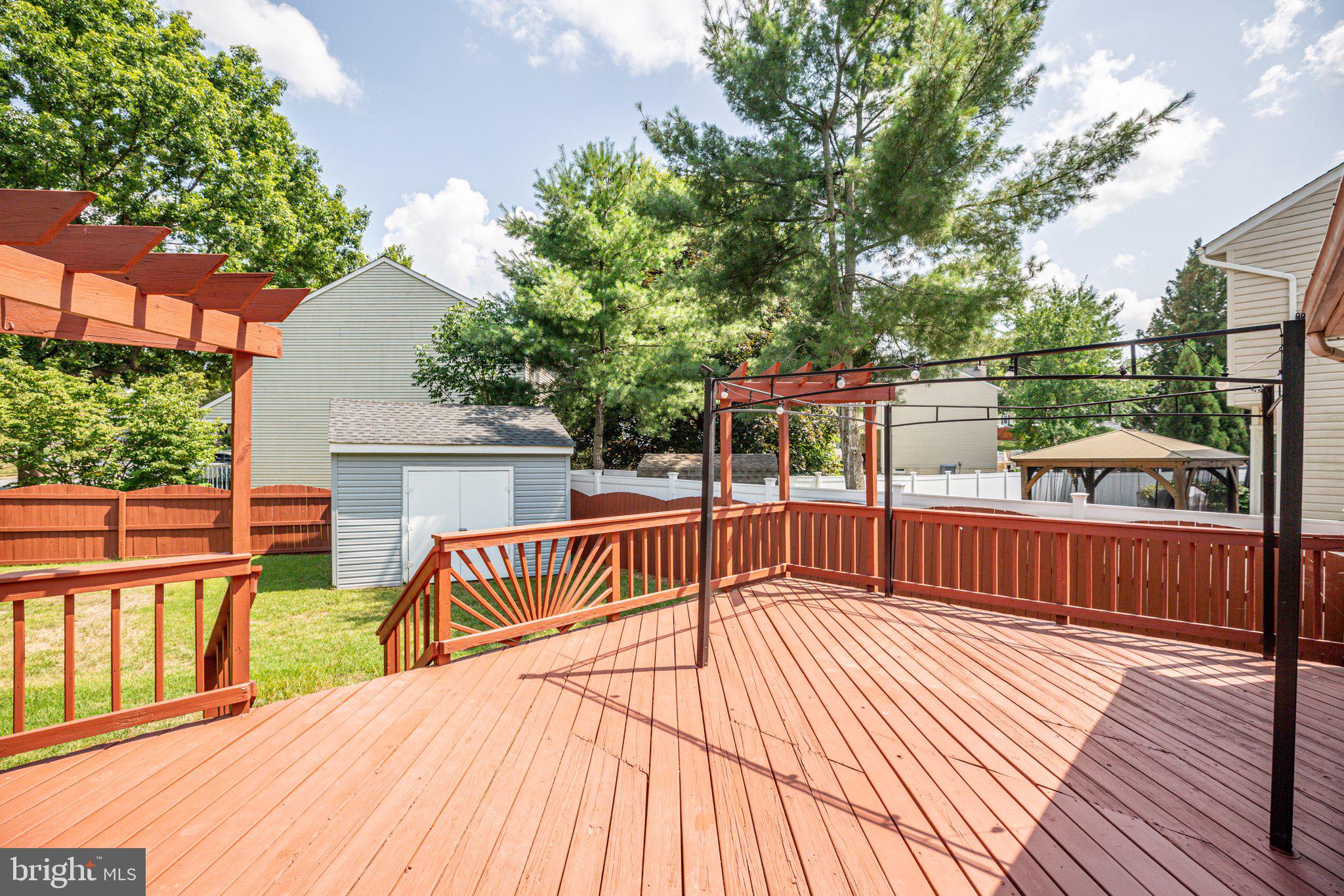 SPRING LAKE FARM - Residential