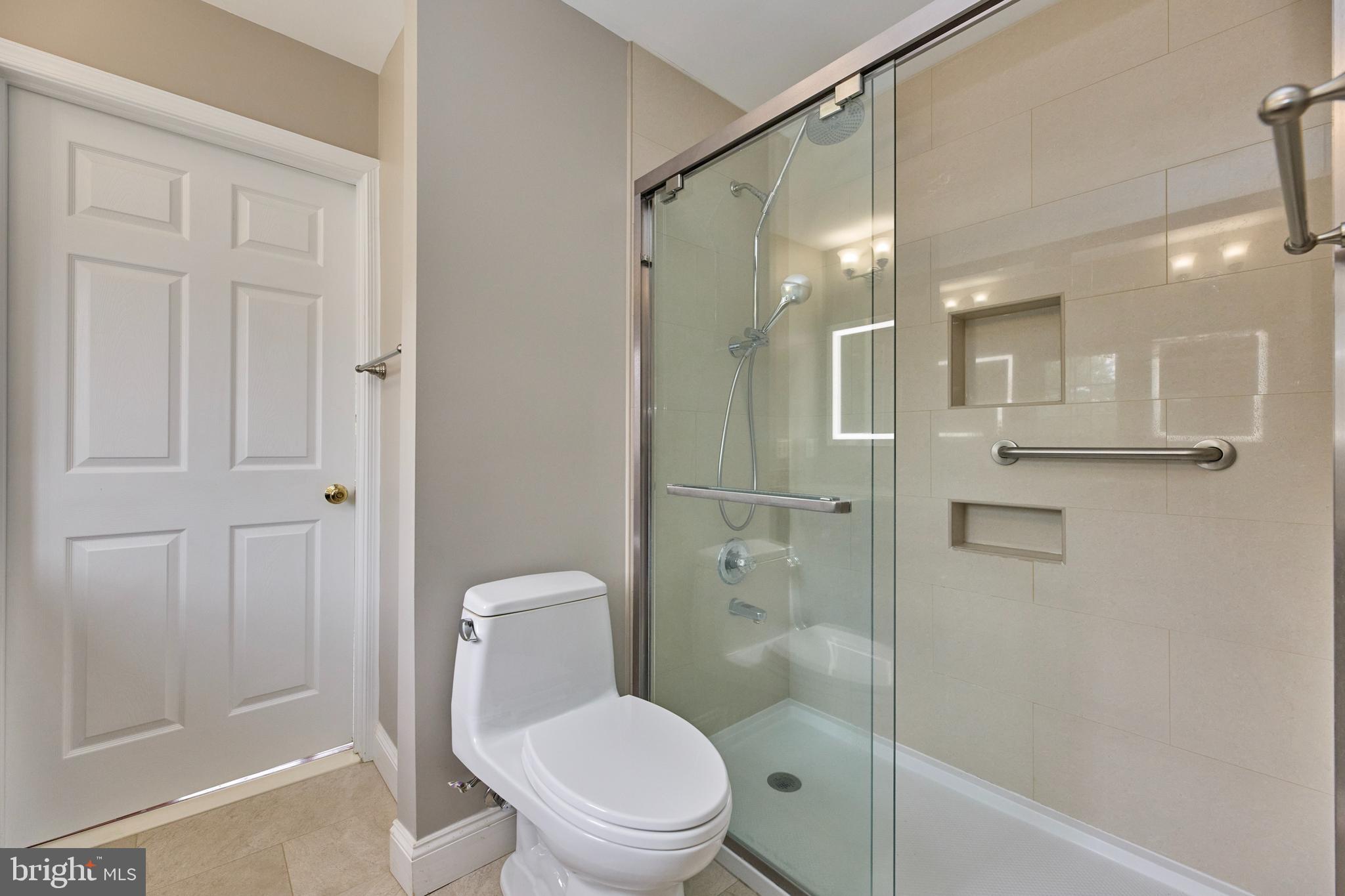 MIDDLETON FARM - Residential Lease