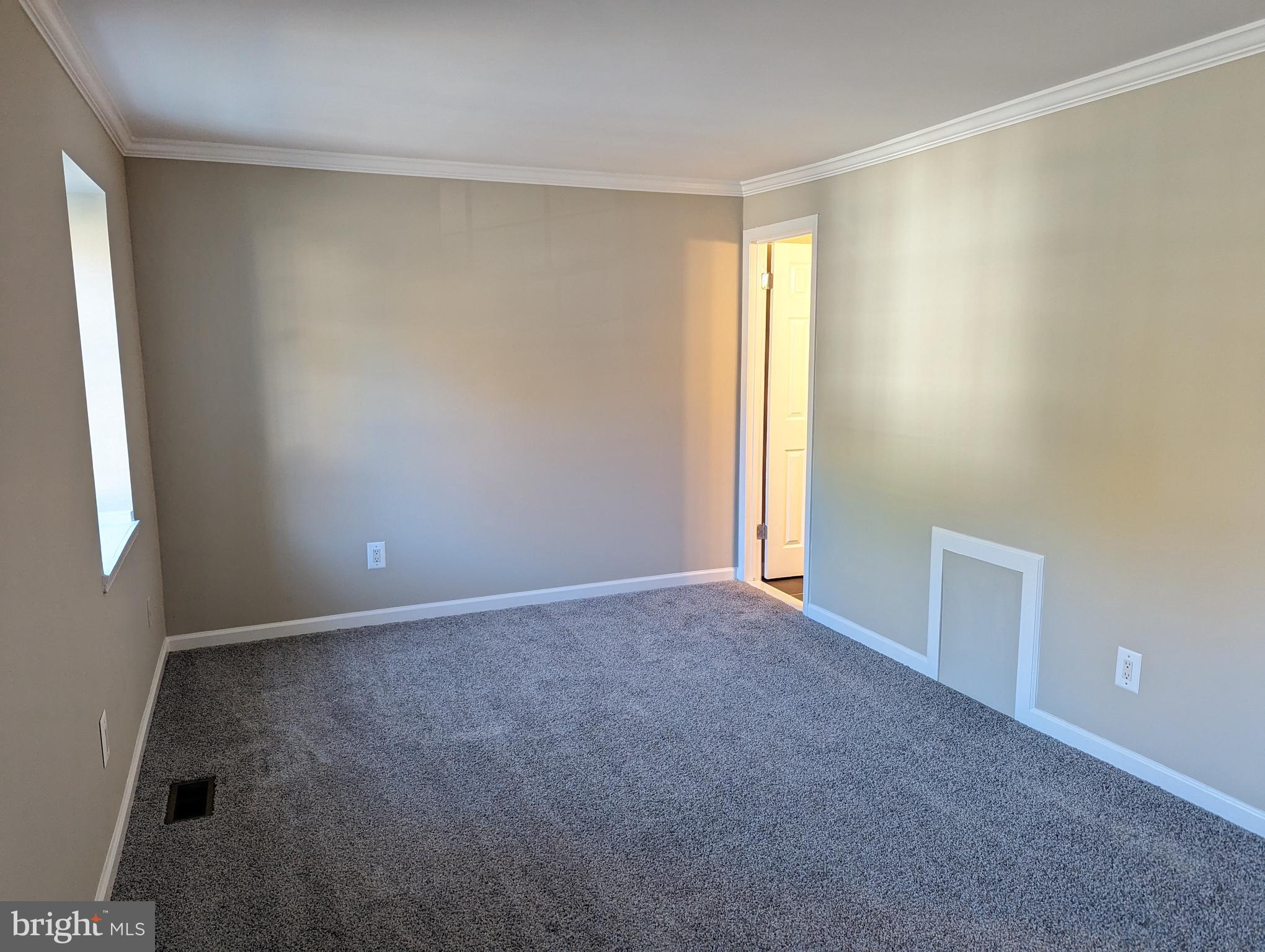 CROFTON SQUARE - Residential