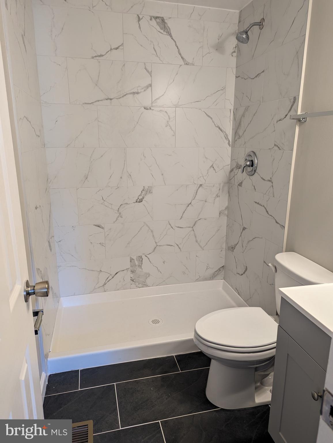 CROFTON SQUARE - Residential