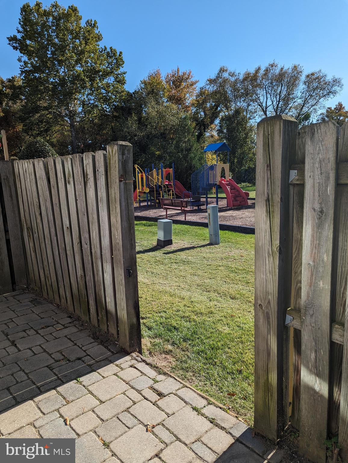 CROFTON SQUARE - Residential