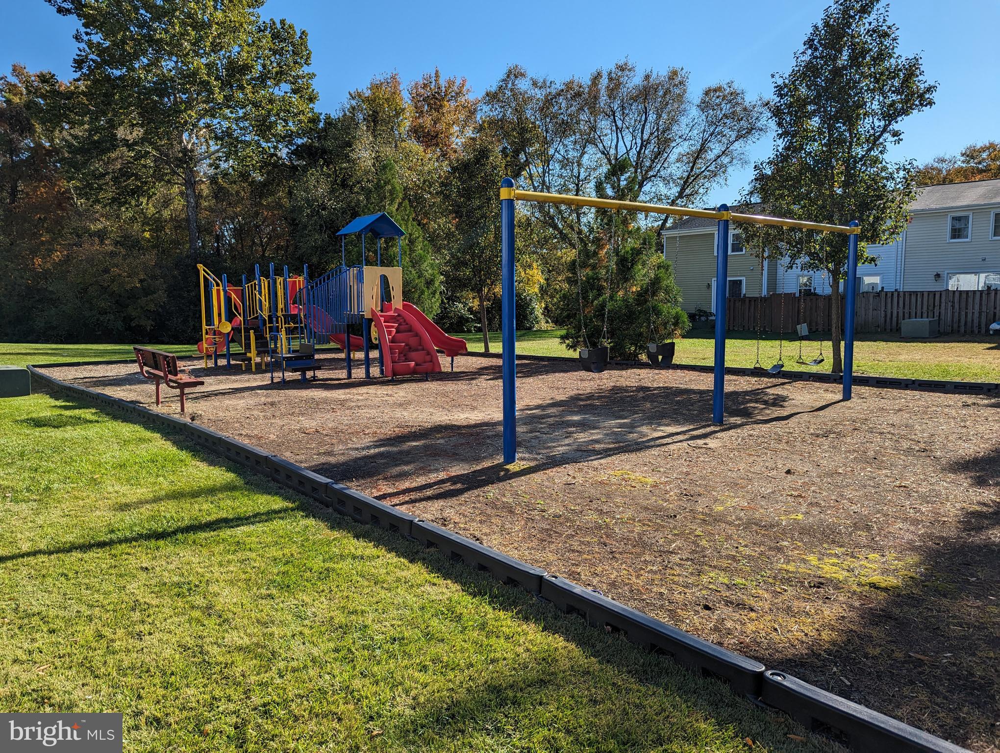 CROFTON SQUARE - Residential