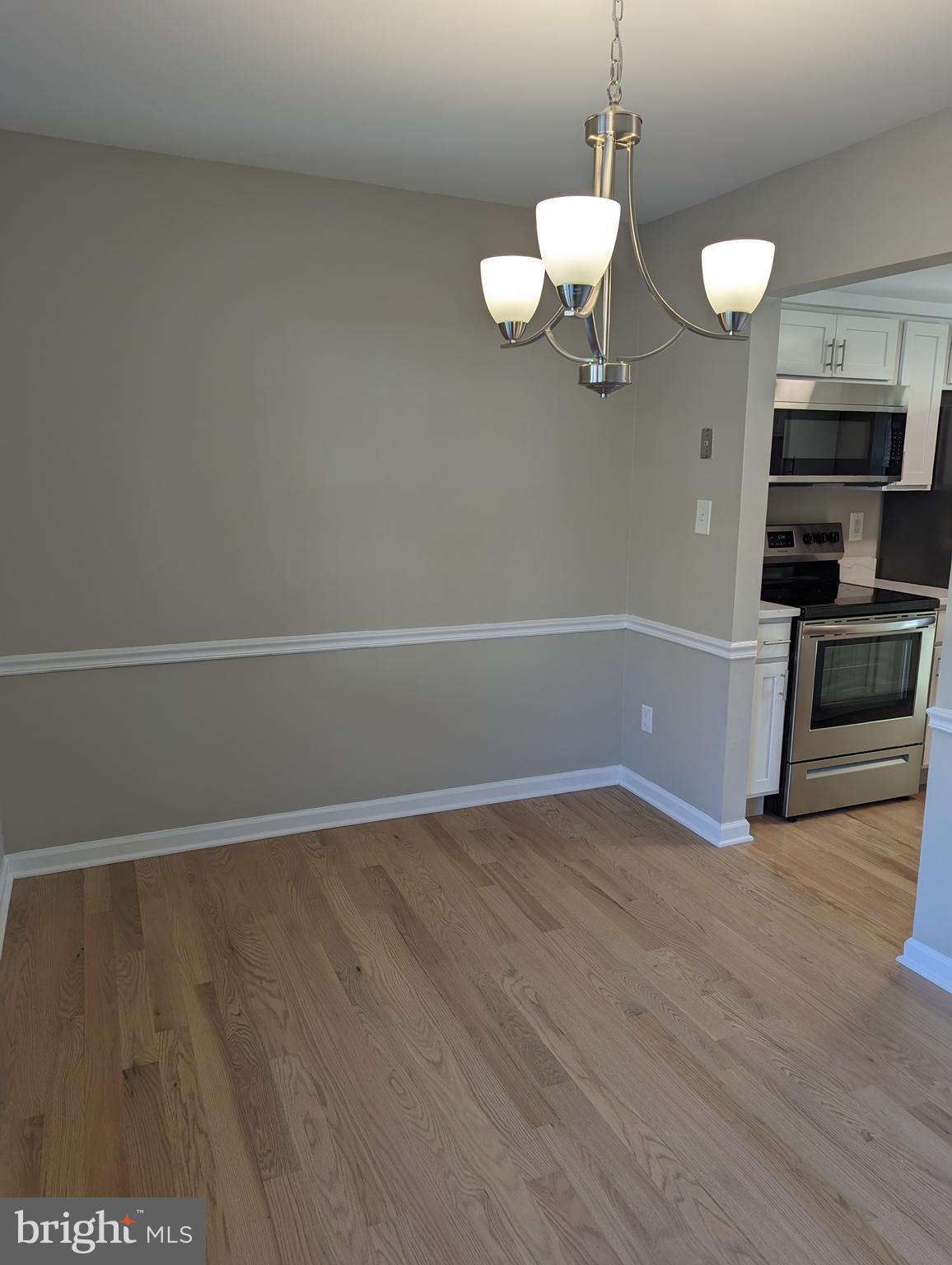 CROFTON SQUARE - Residential