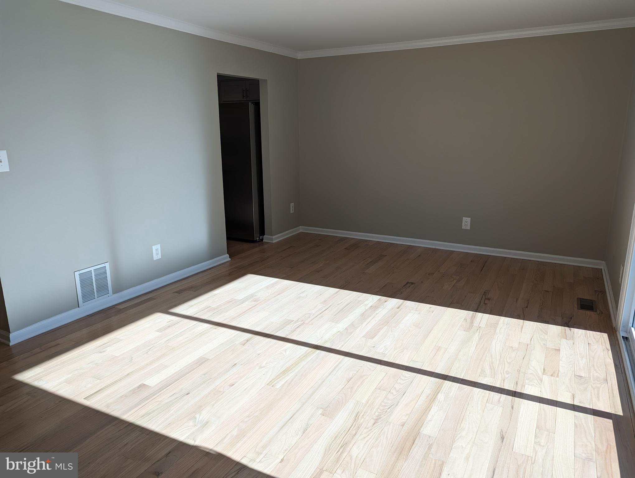 CROFTON SQUARE - Residential