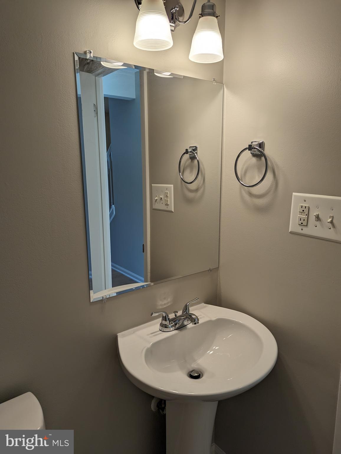 CROFTON SQUARE - Residential