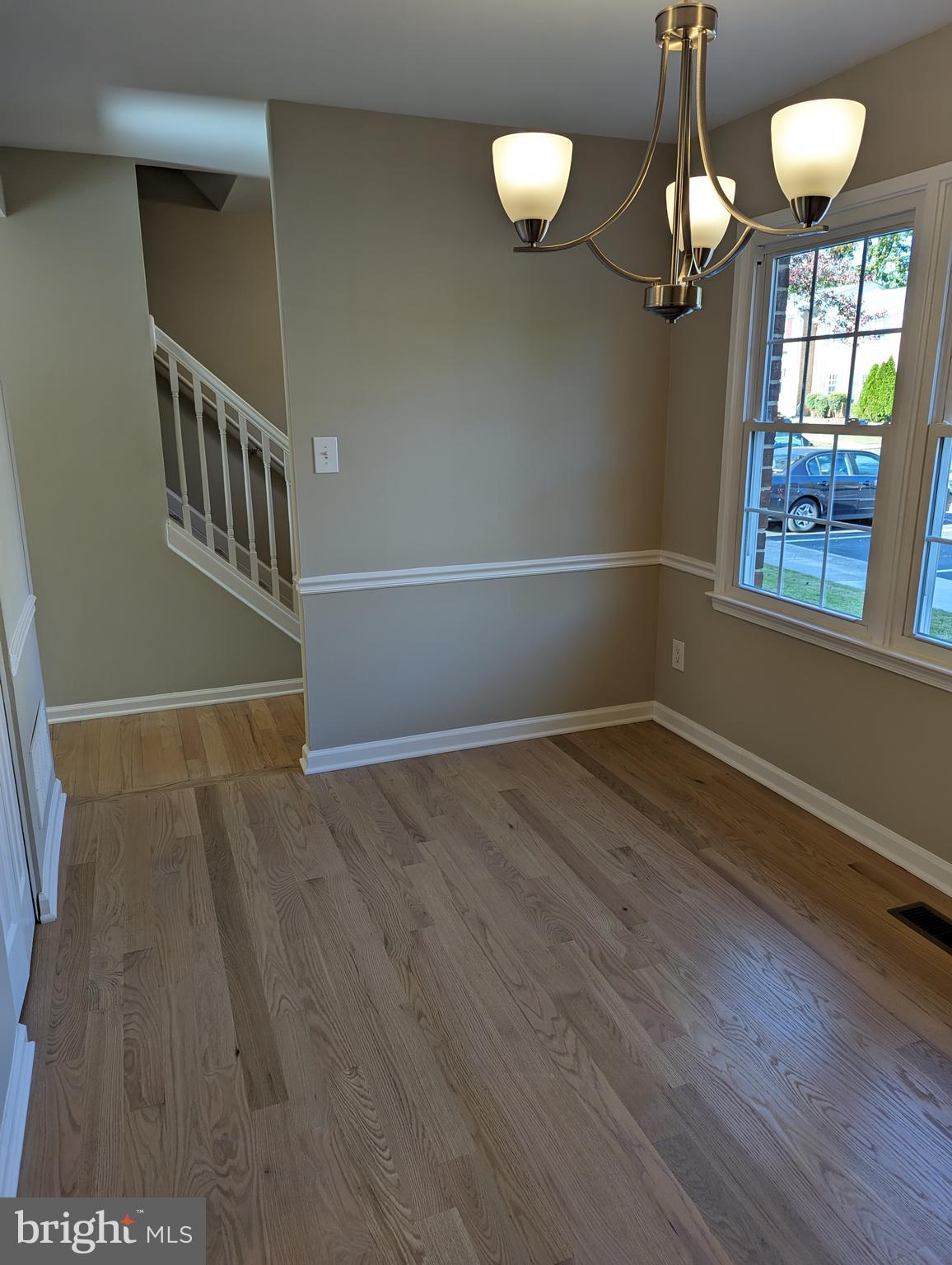 CROFTON SQUARE - Residential