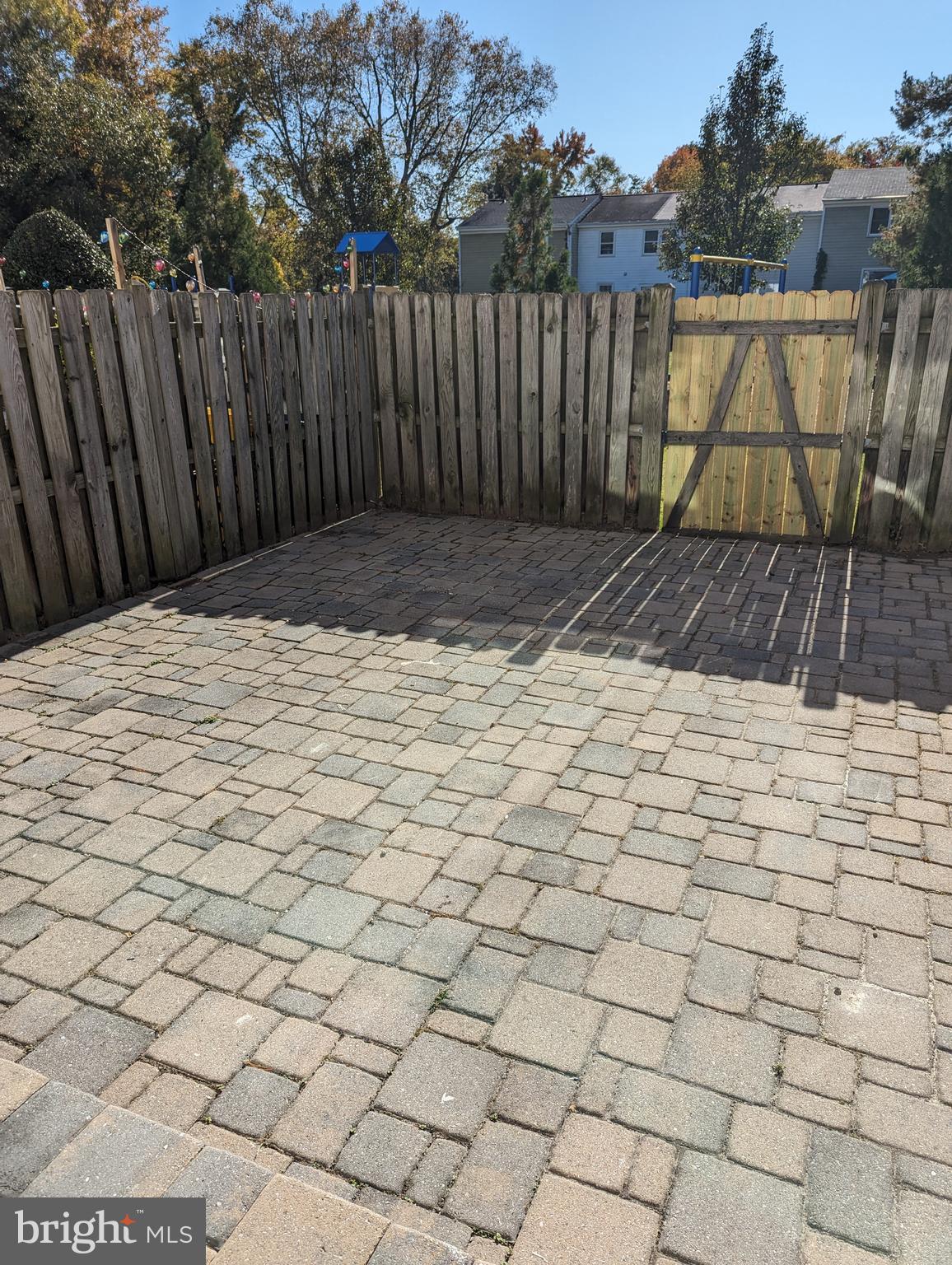 CROFTON SQUARE - Residential