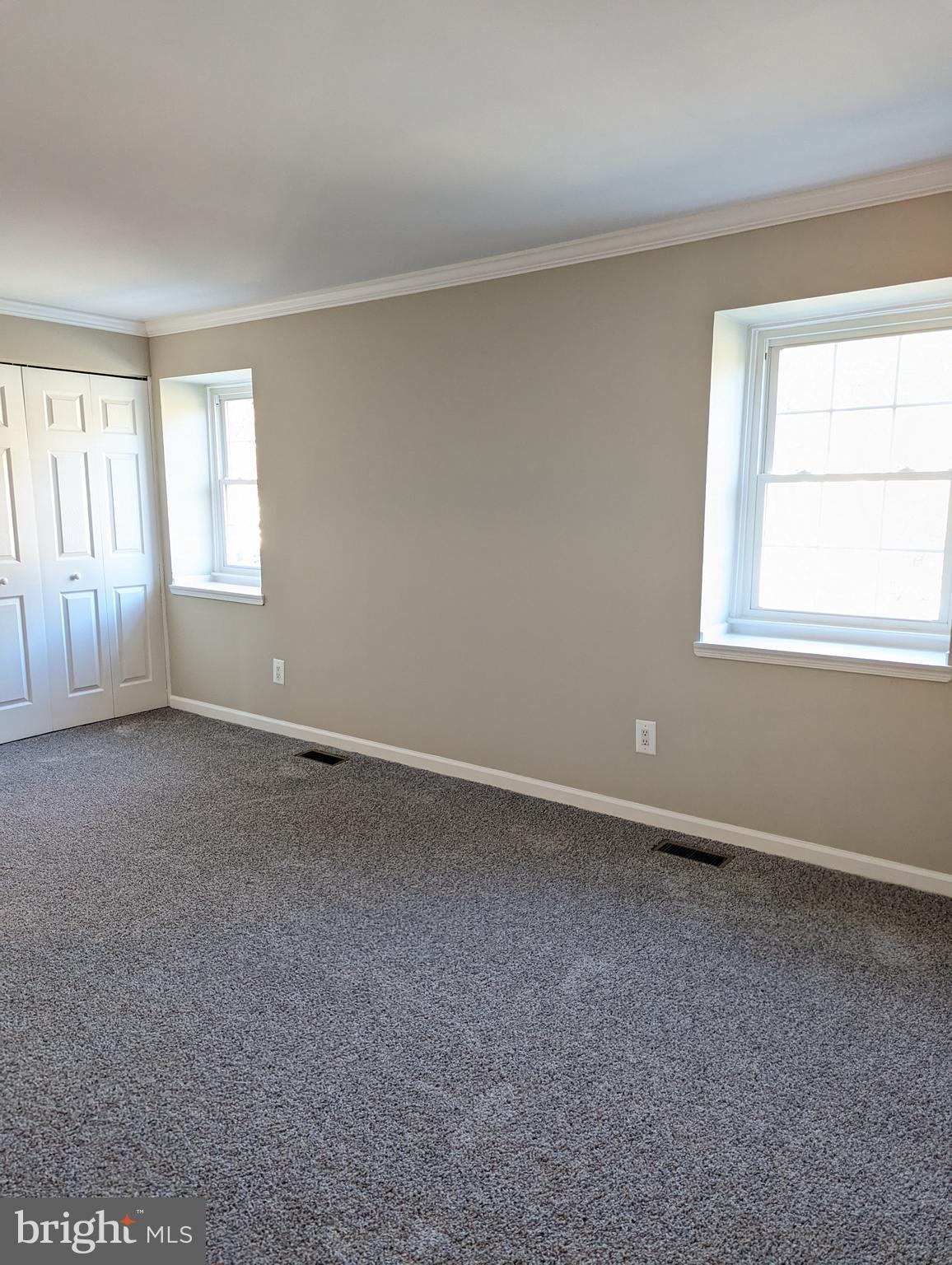 CROFTON SQUARE - Residential